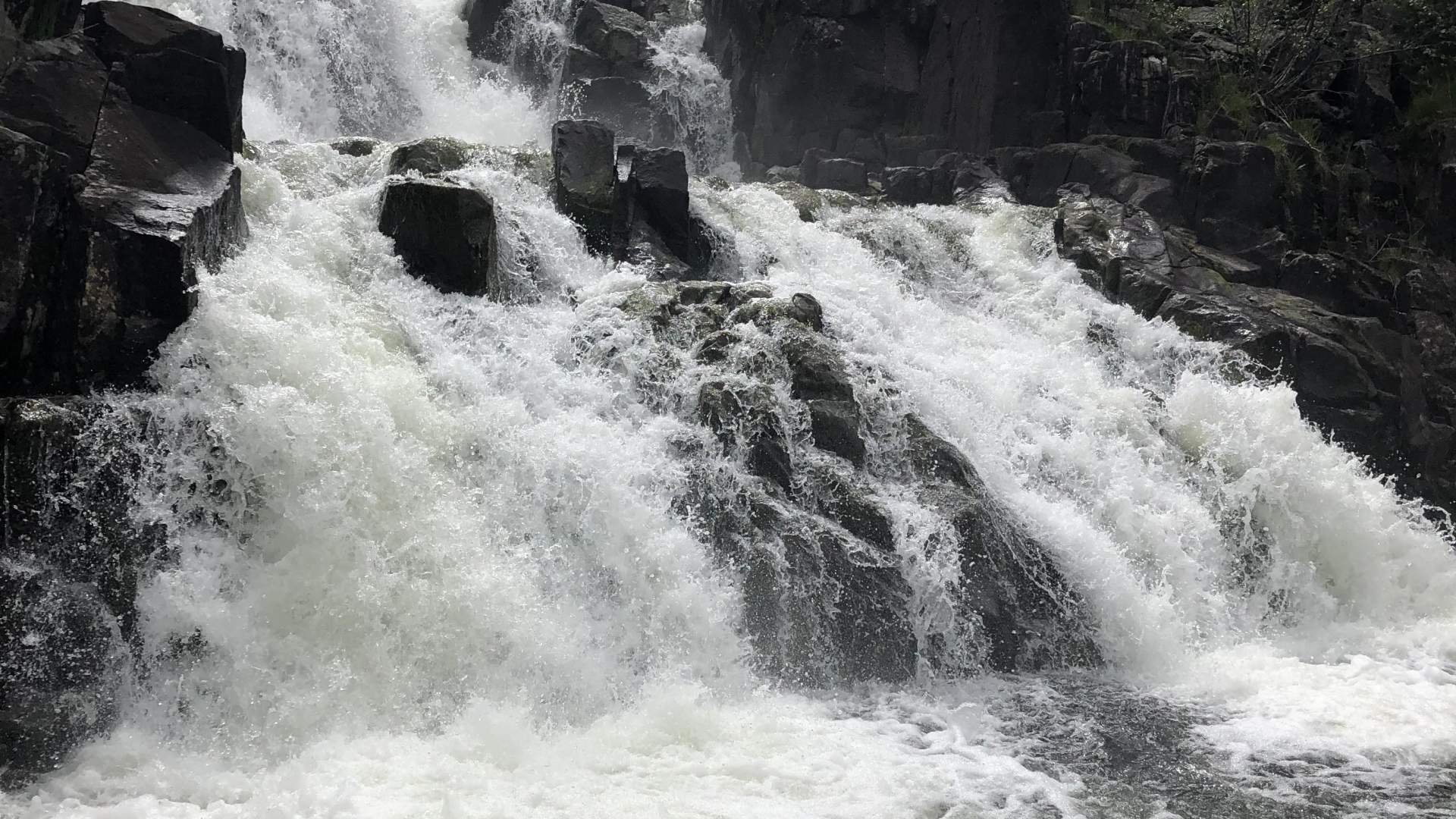 The waterfall in the Jørpelands-river – and the nature path