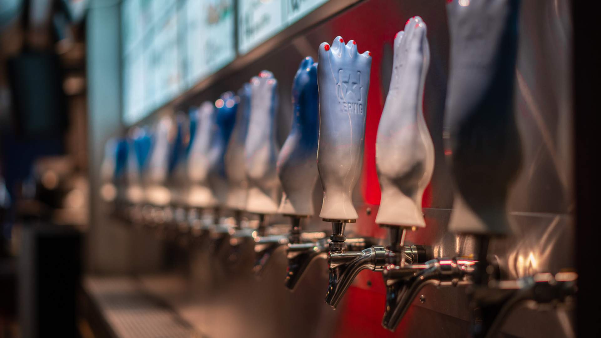 Ølsmaking hos LERVIG Local