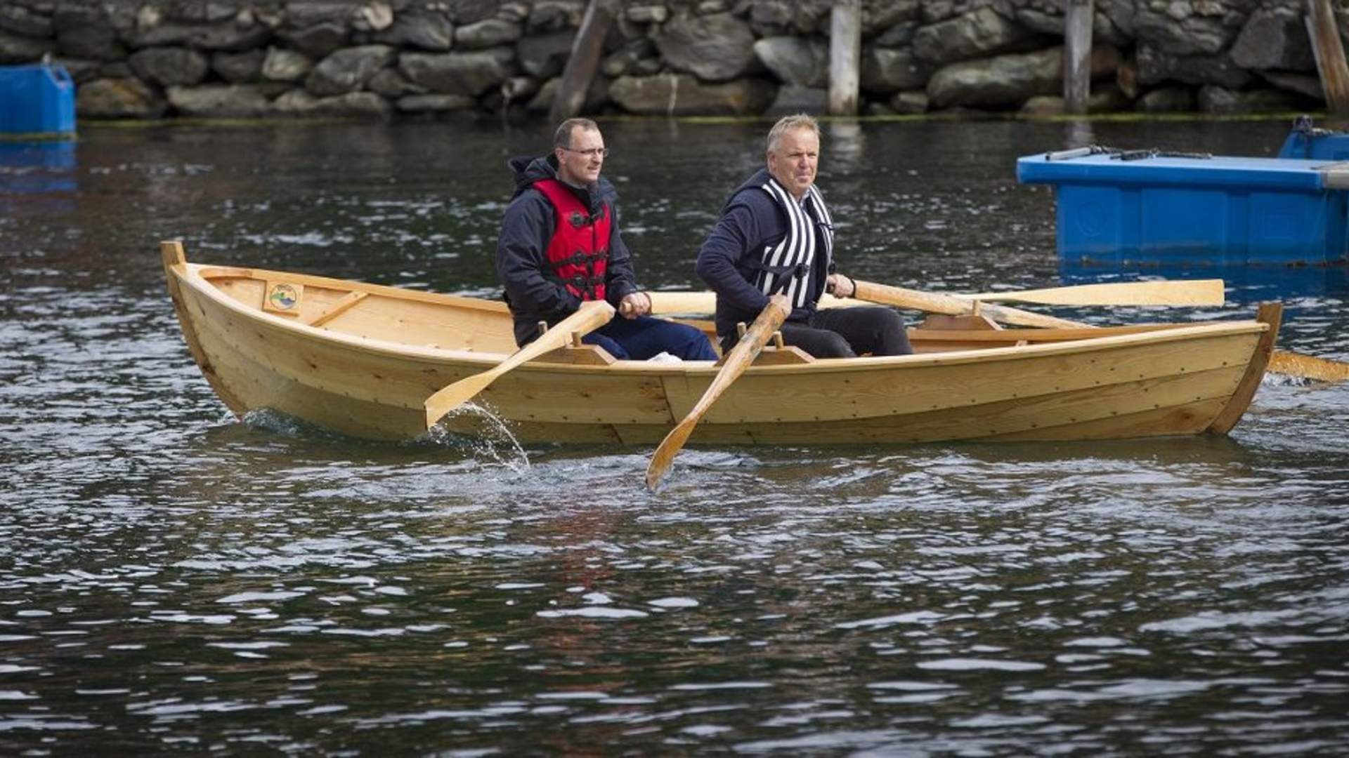Hire a rowing boat in Haugesund near Dokken Museum