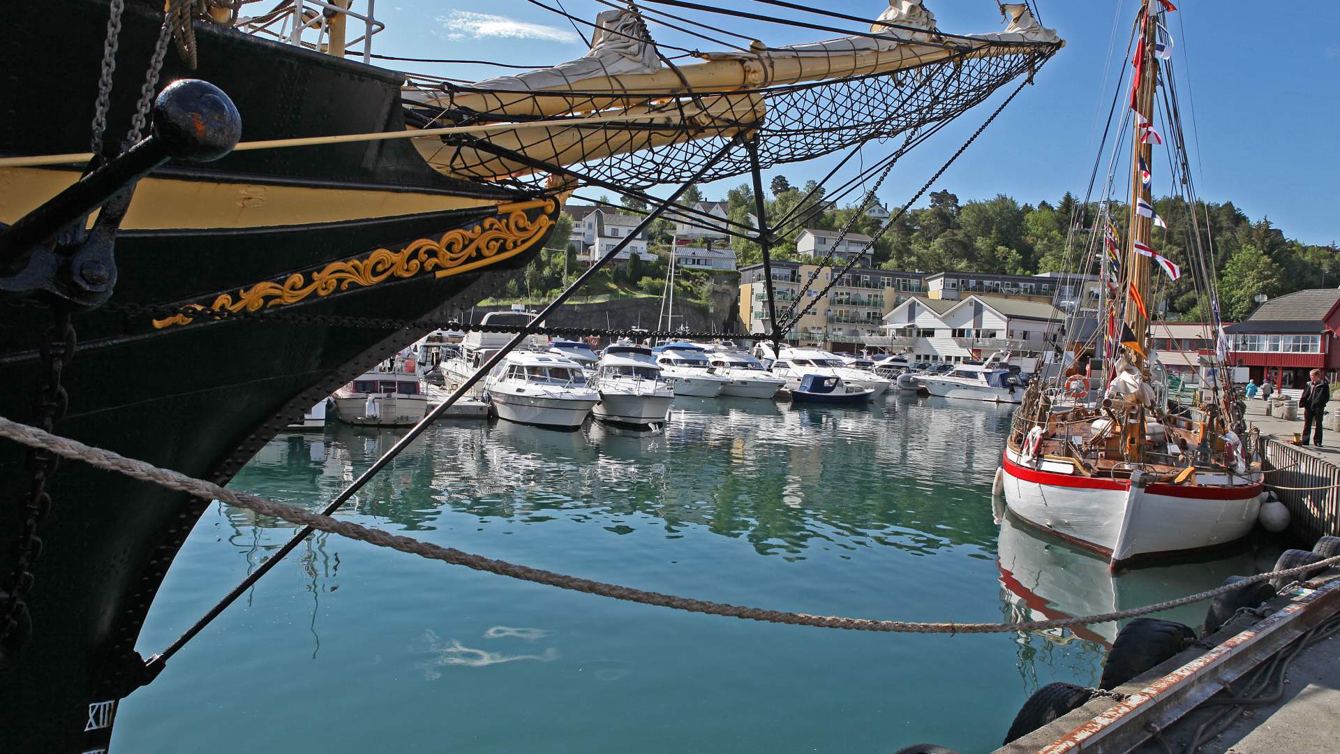 Leirvik guest marina