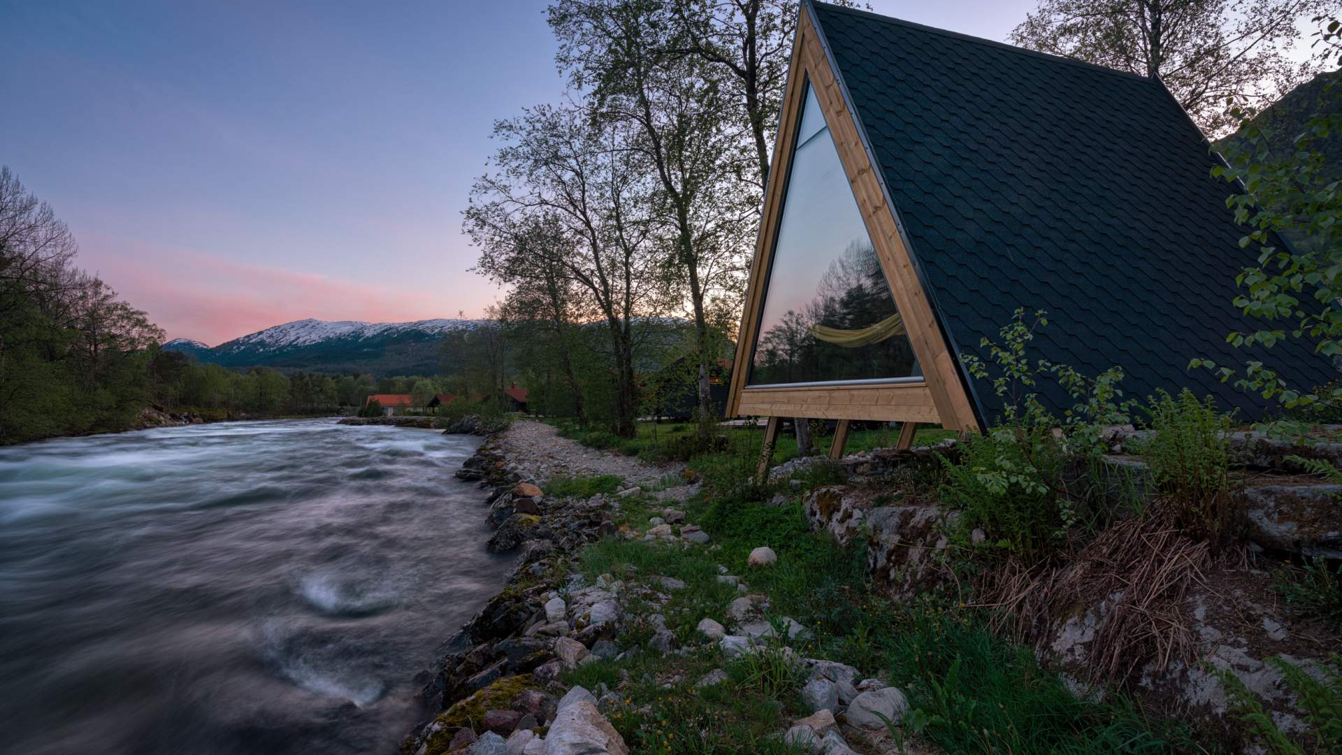 Riversuite at Jølstraholmen