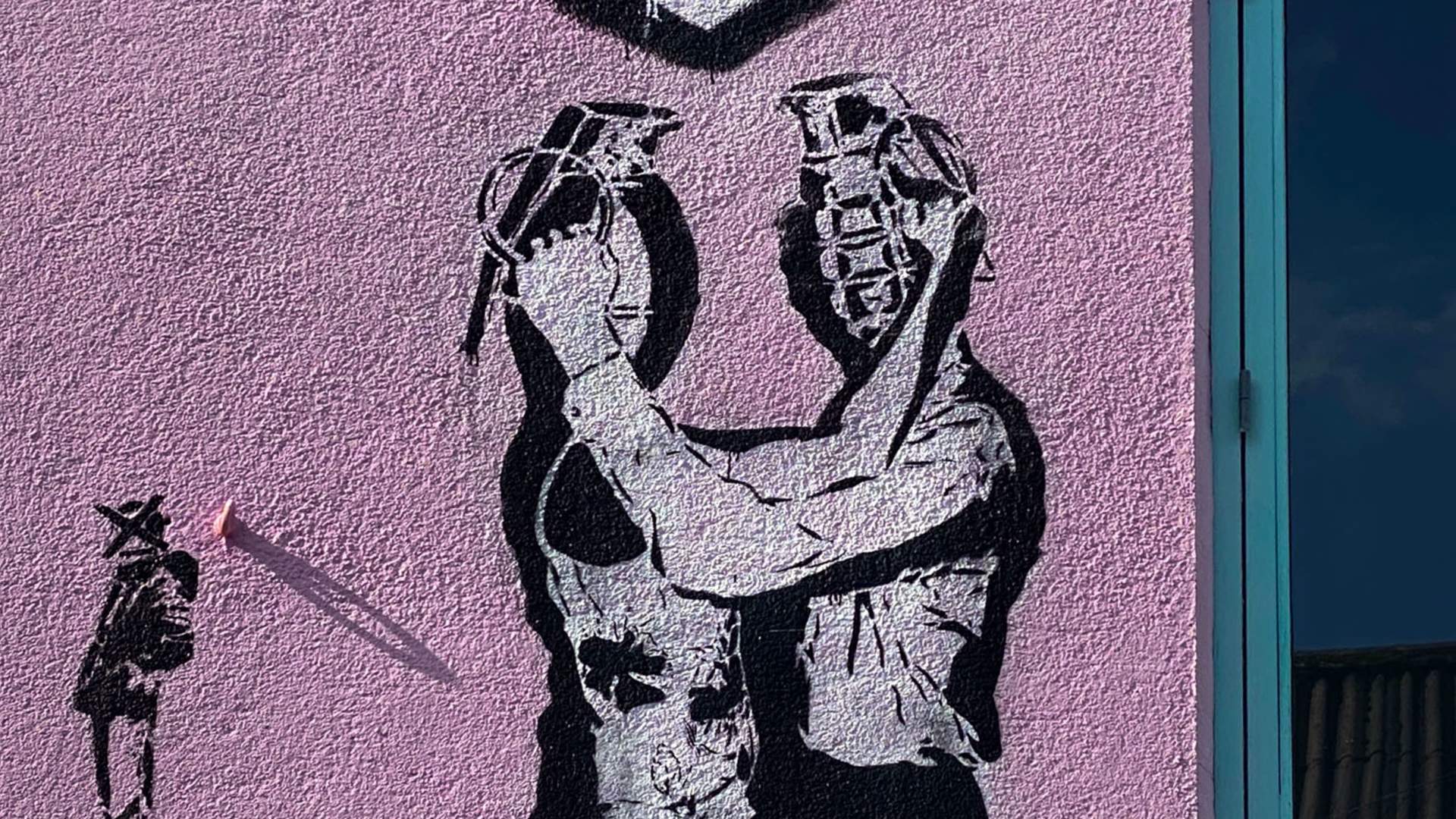 Stavanger Street art: "Grenade Lovers" von Dolk