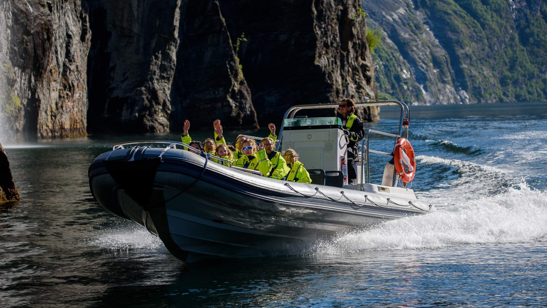 Båttransport fra Geiranger til Skageflå