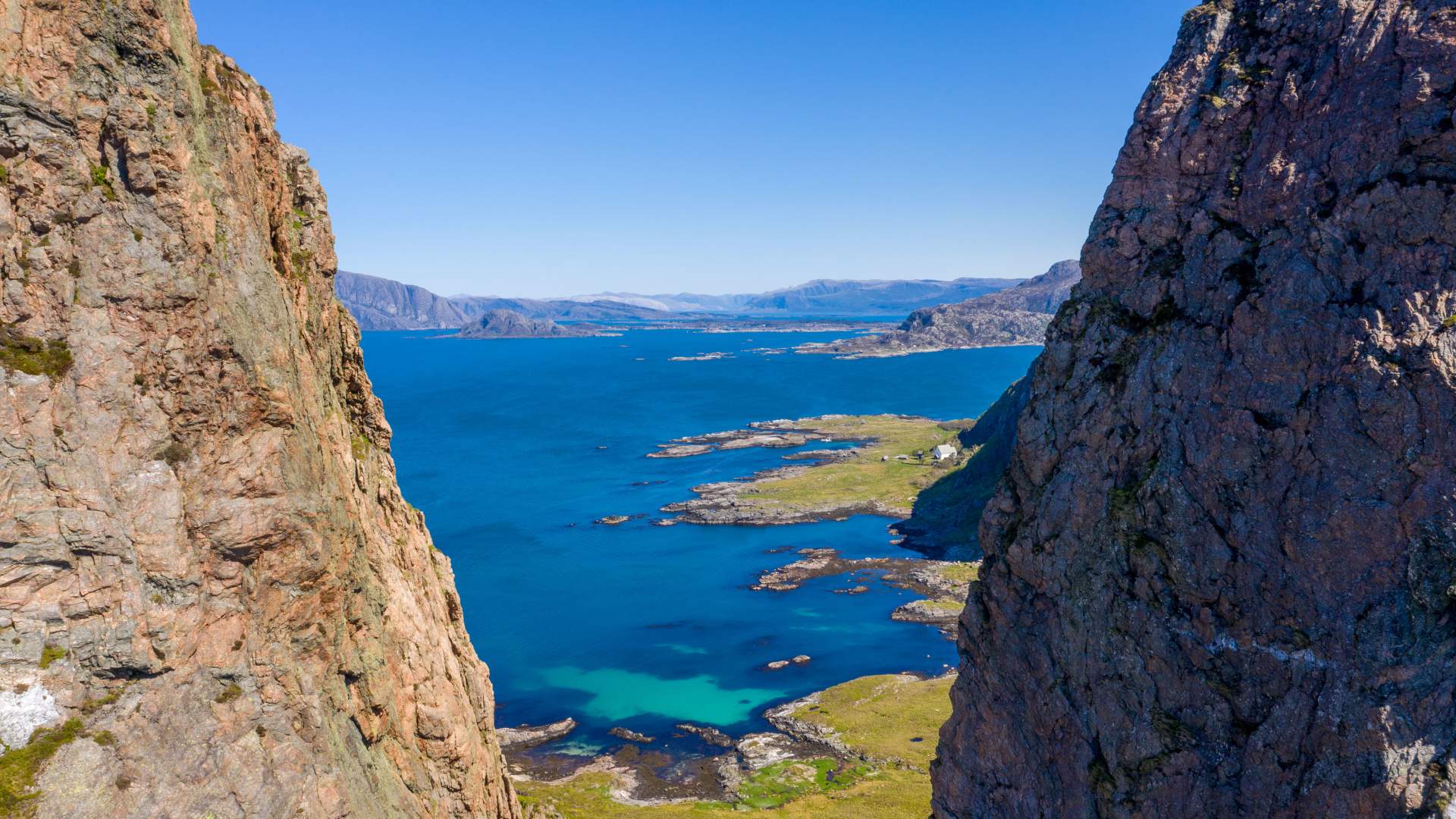 Hike to Kinnaklova at the Island Kinn