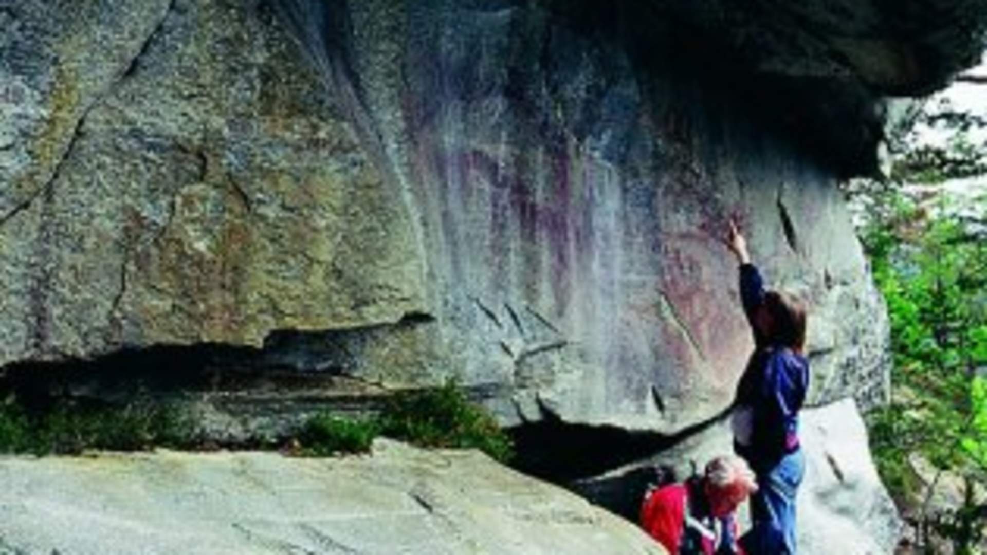 Norges største bergmalingsfelt - Honnhammaren