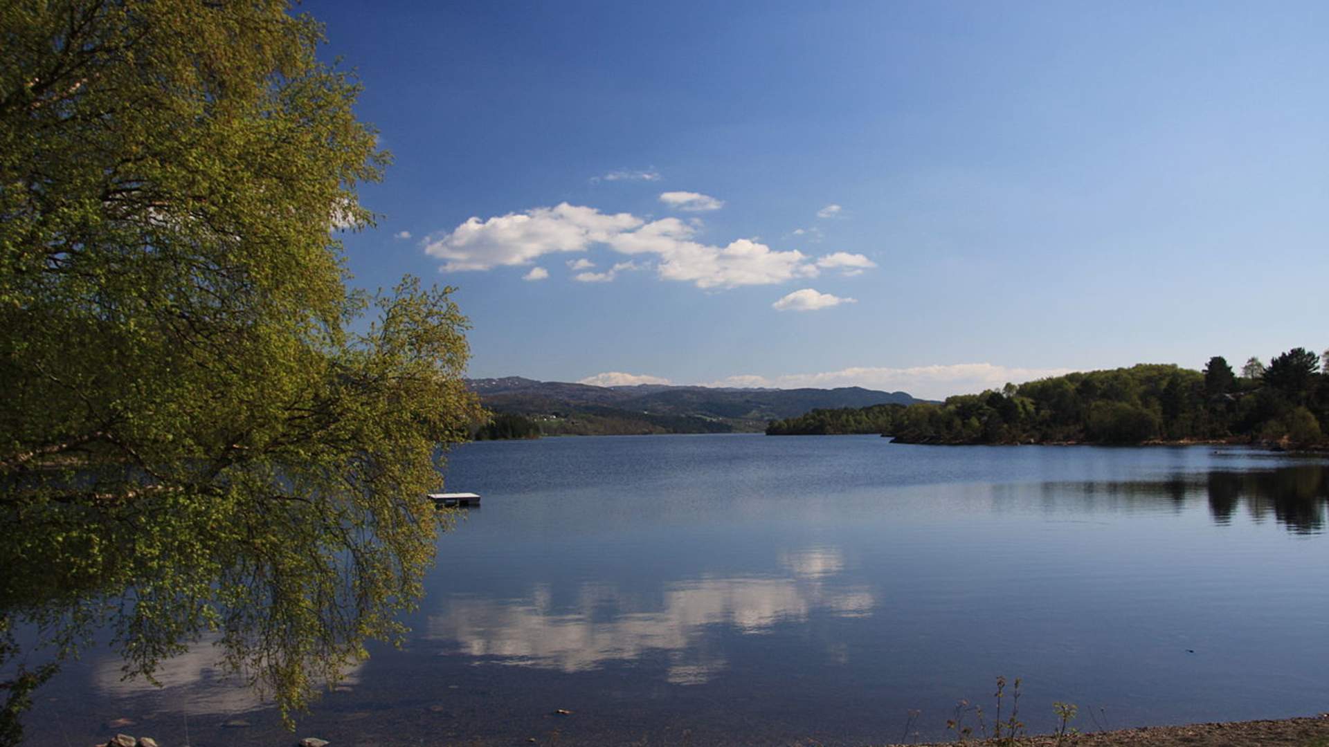 Fishing in lake Storavatnet