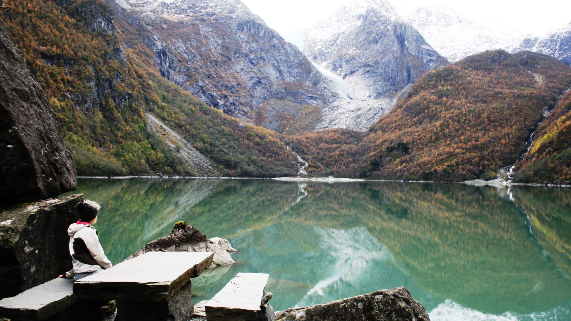 Bondhusvatnet and Bondhusdalen