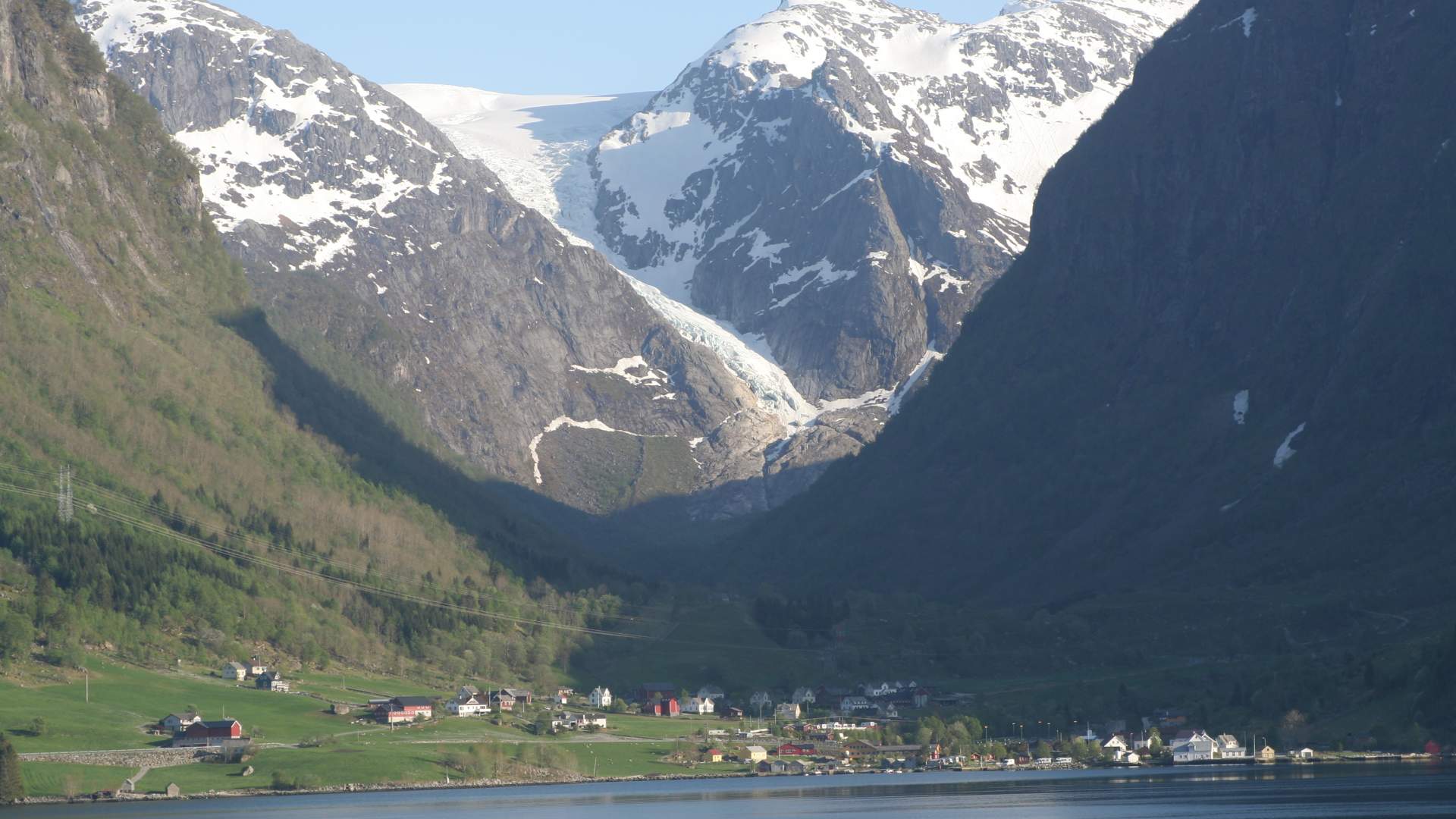Hike to Lake Måvatn