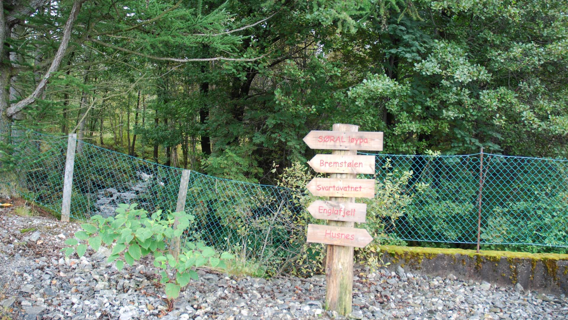 Die Wanderung Søral-loipe, Golfbahn und Husnes-Park