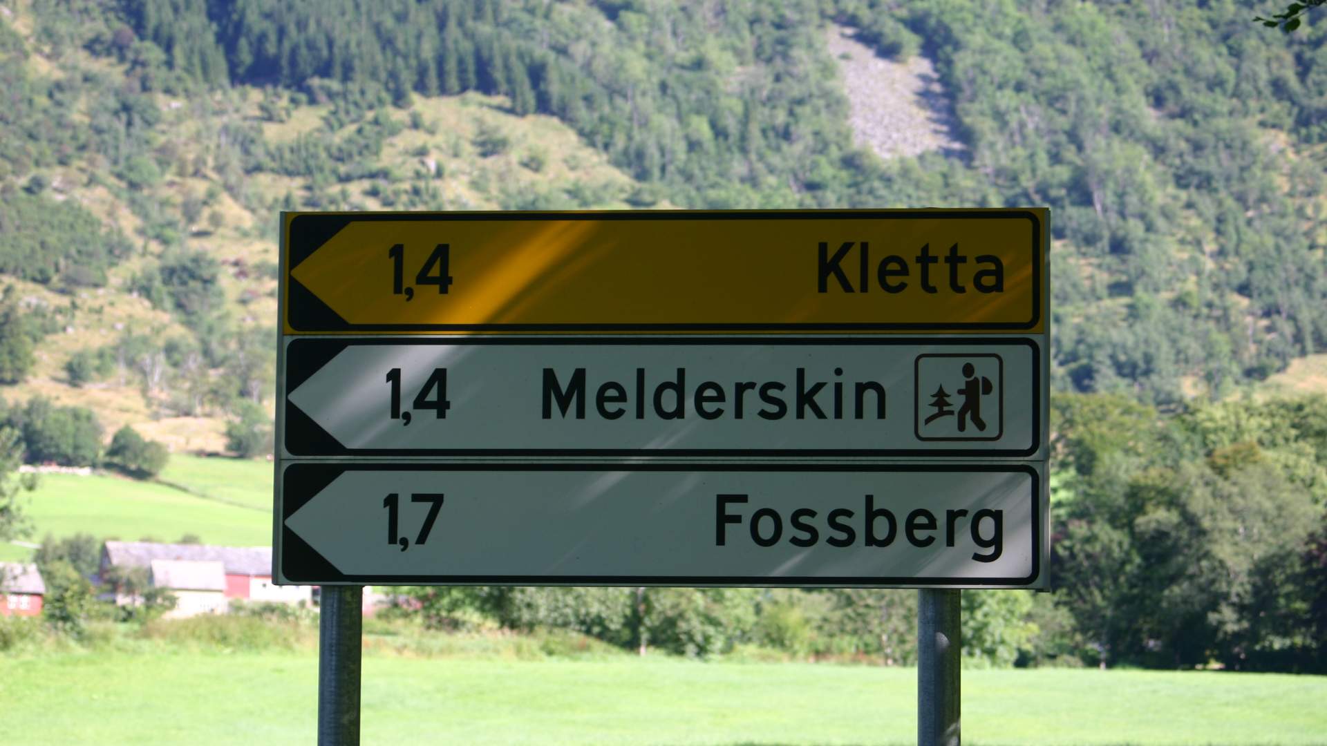 Hike to Hattebergsdalen, Sunnhordland