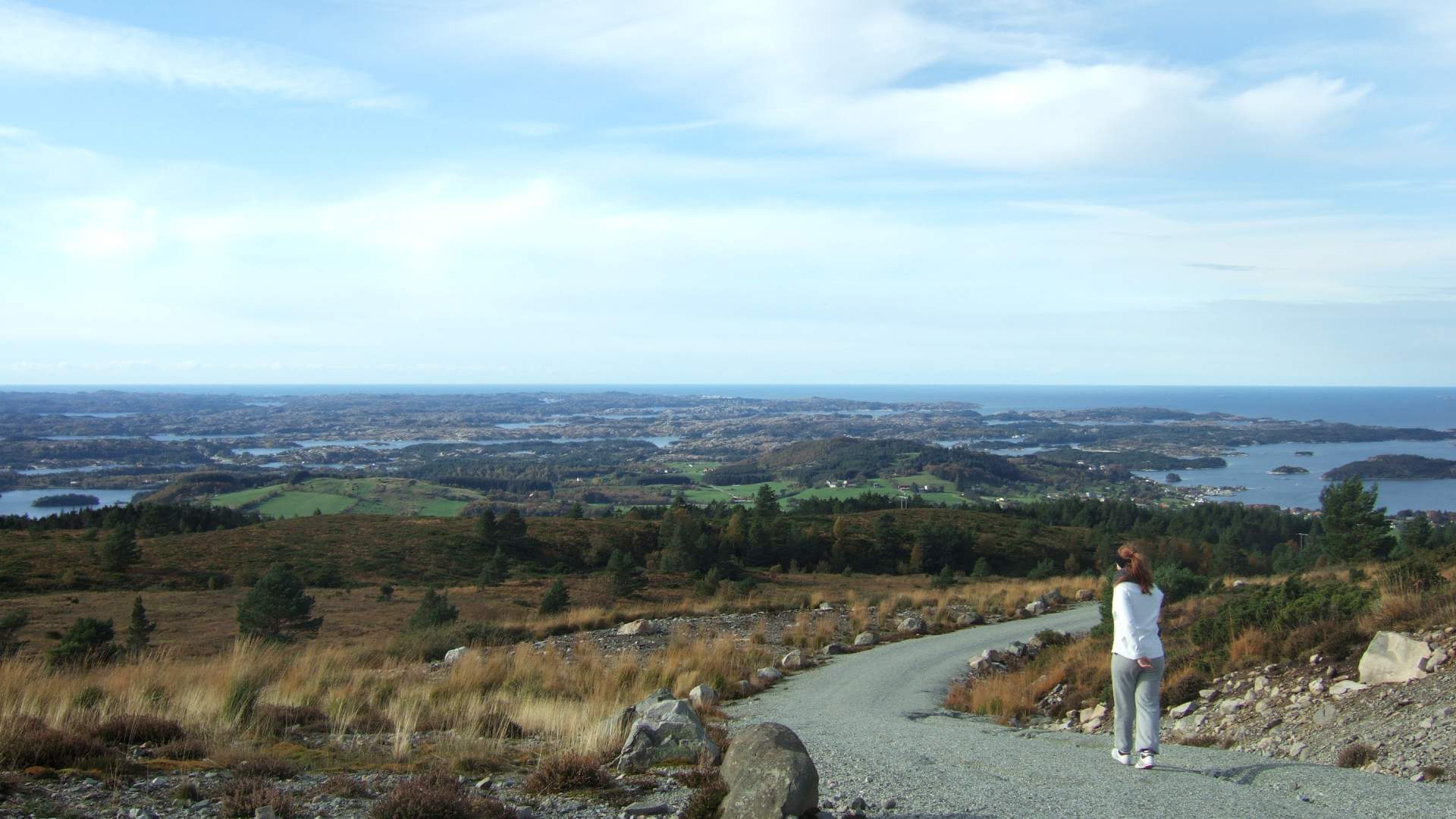 Bicycle route around Svartavatnet lake, Fitjar