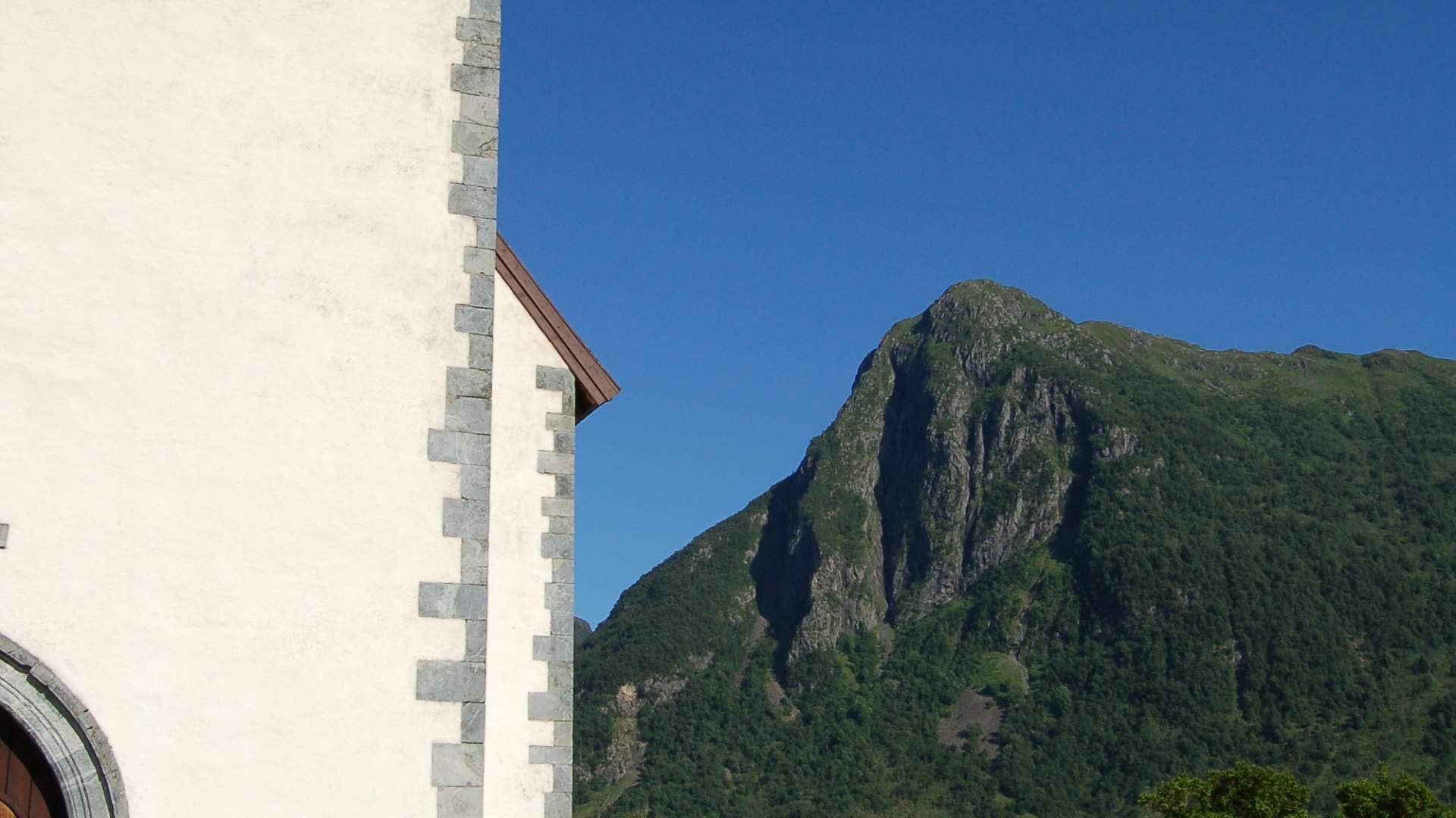 Kvinnherad Church, Sunnhordland