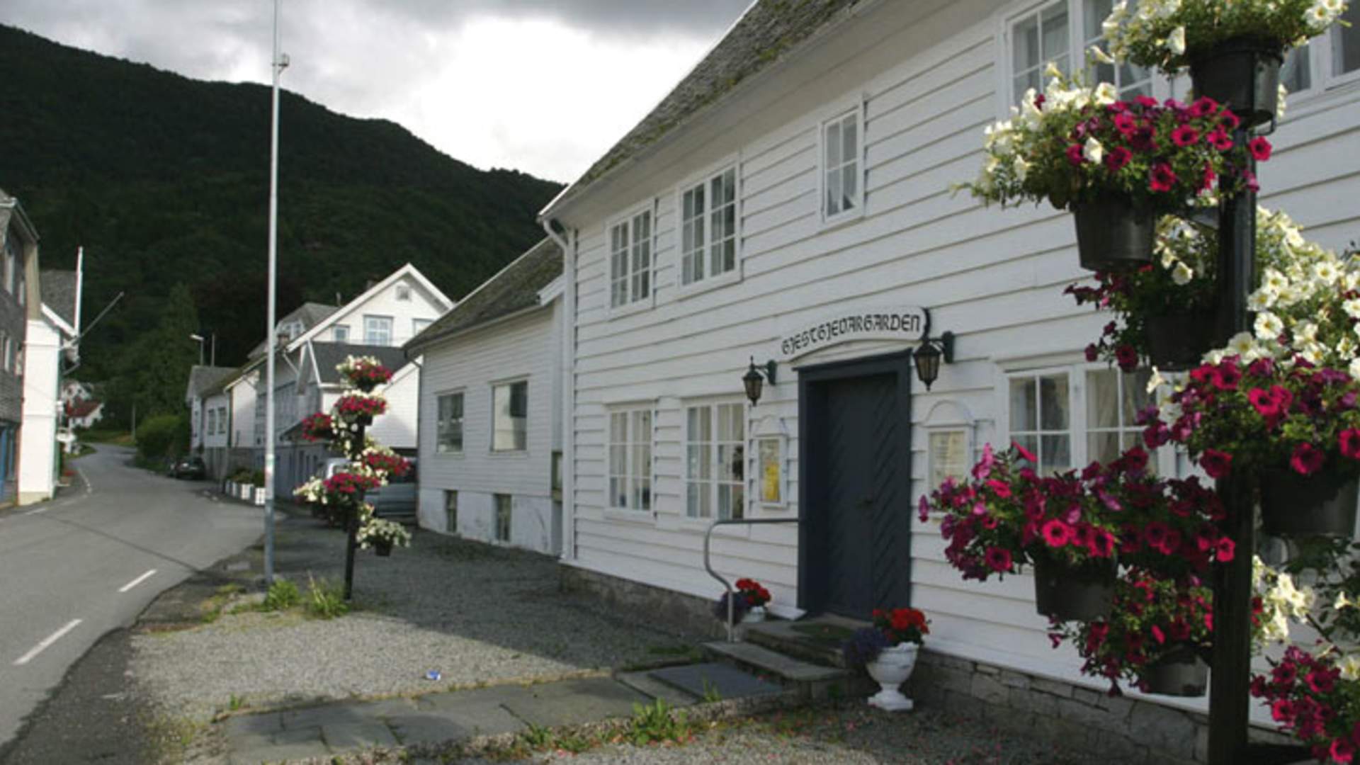 The Skånevik Inn