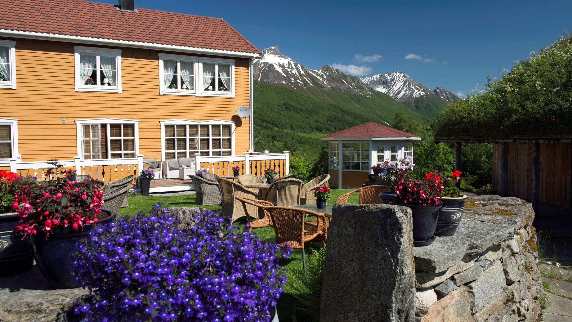 MS Bruvik til vakre Sæbø (Rekkedal)