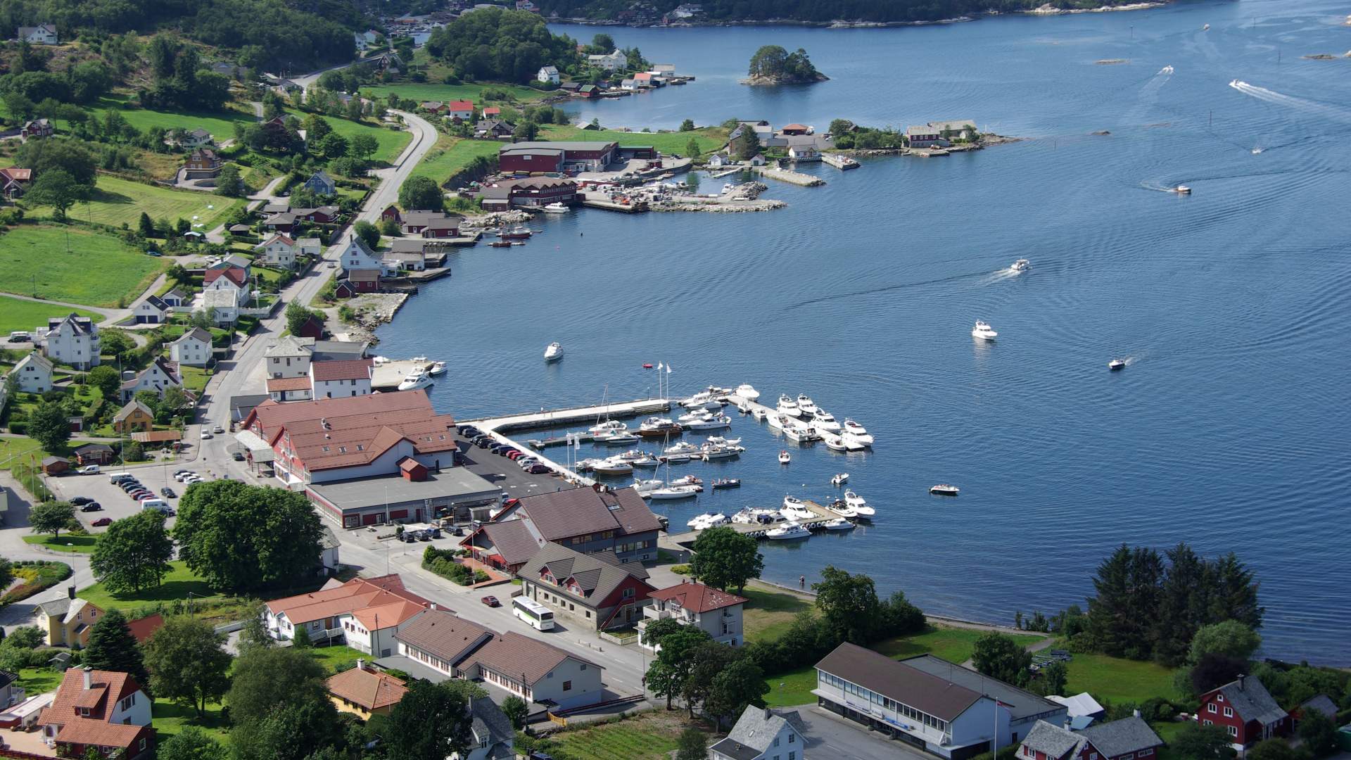 Fitjar tourist information