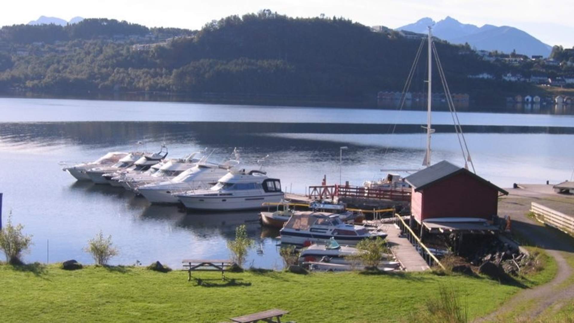 Lille Kalvøy Fjordhütten