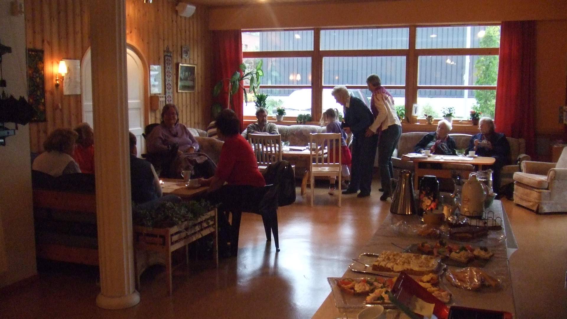 Café bei Kyrkjetorget in Sjøholt