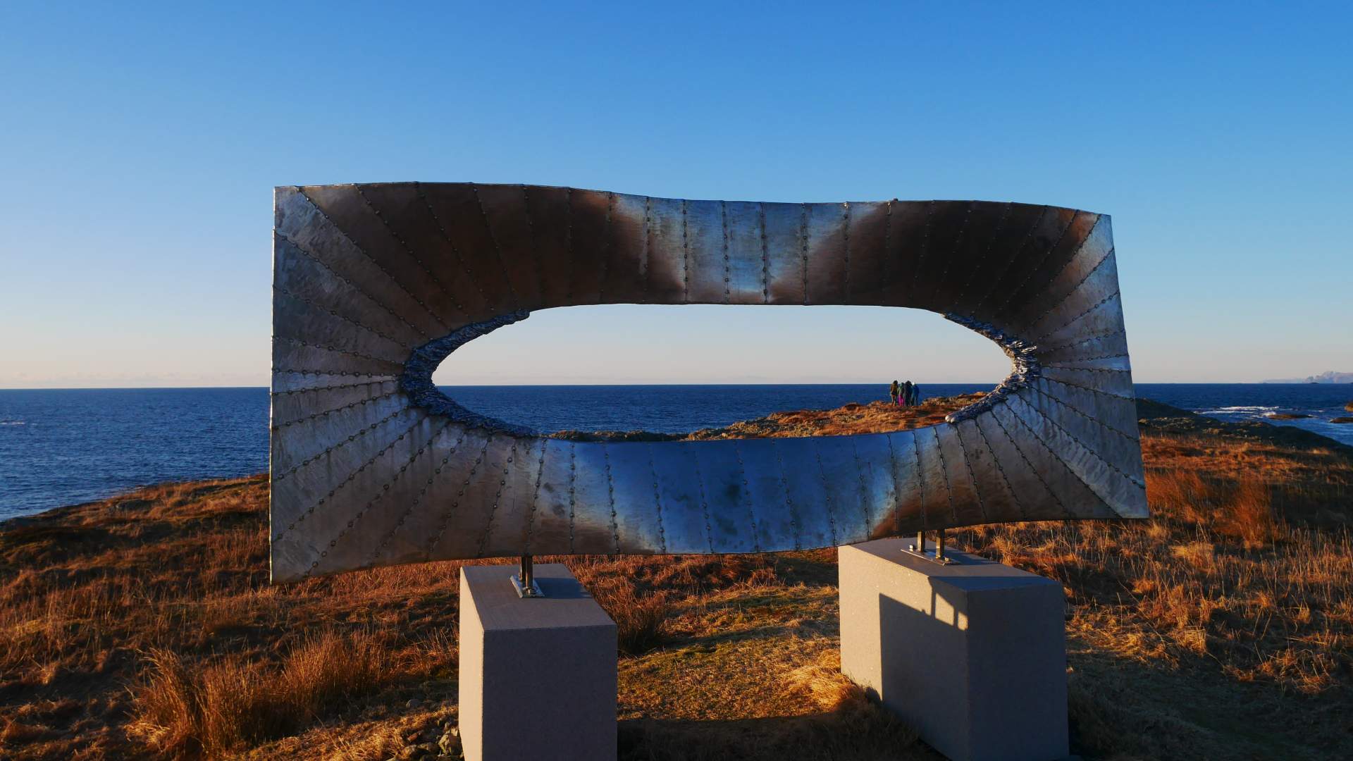 Floren - Dining at Bulandet