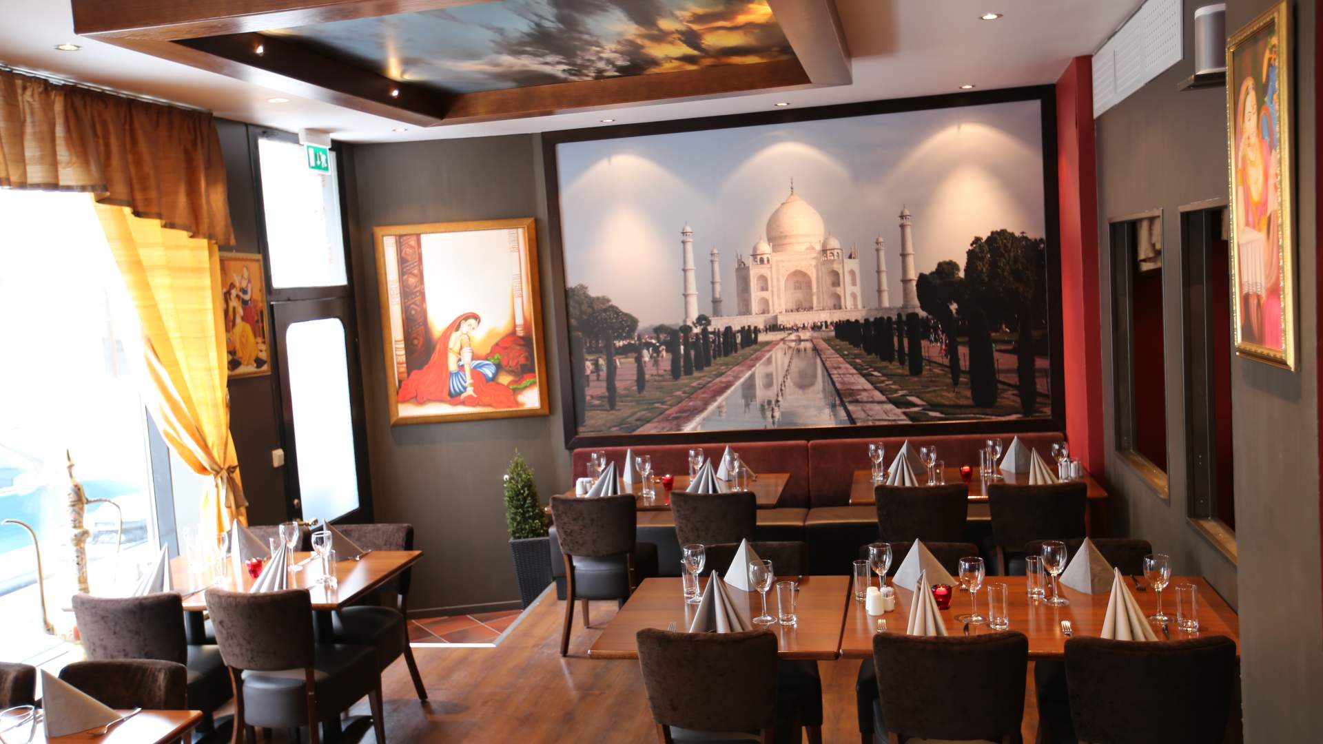 Tajmahal Tandoori Restaurant