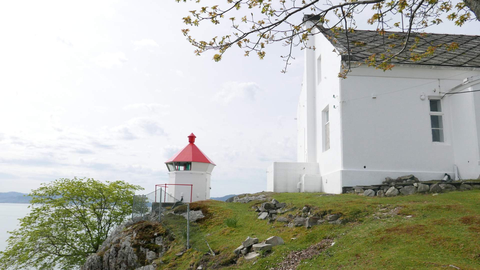 Leirvik lighthouse