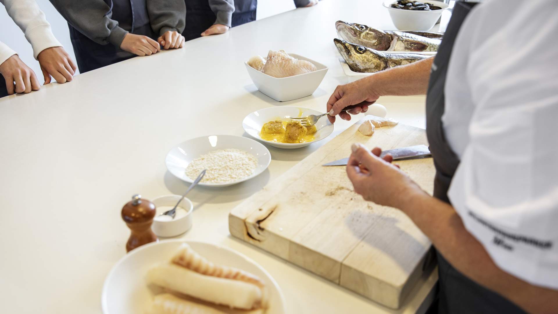 Her kan du lære å tilberede fisken fra havet