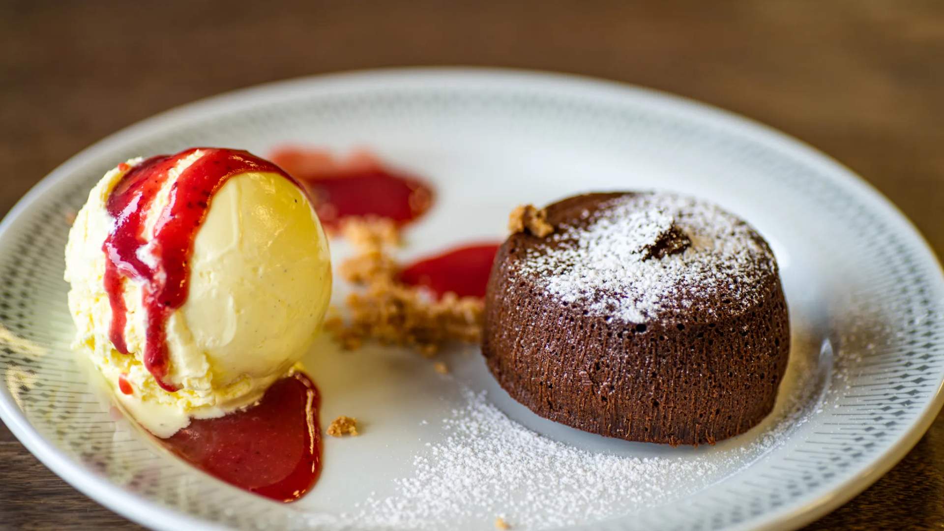 Is og sjokoladefondant