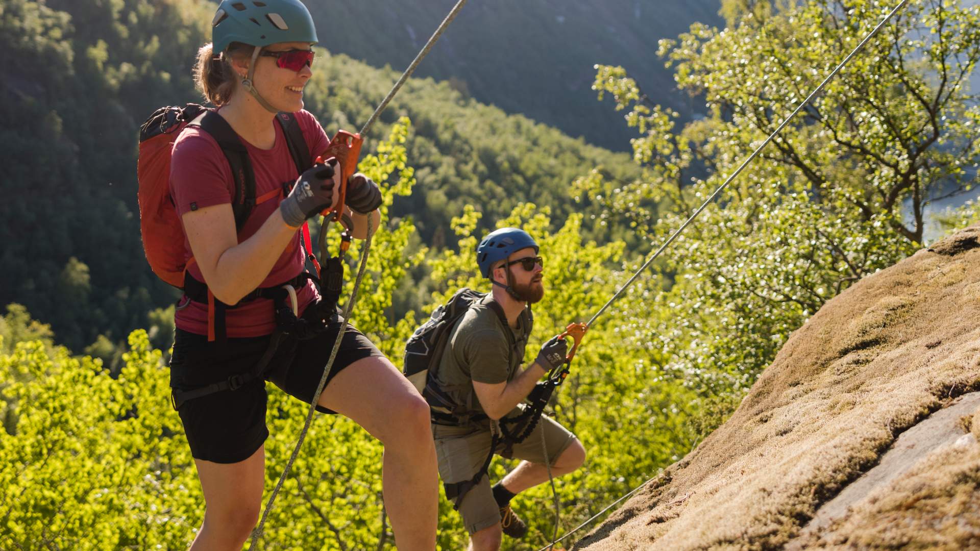 Parallel climbing with a view