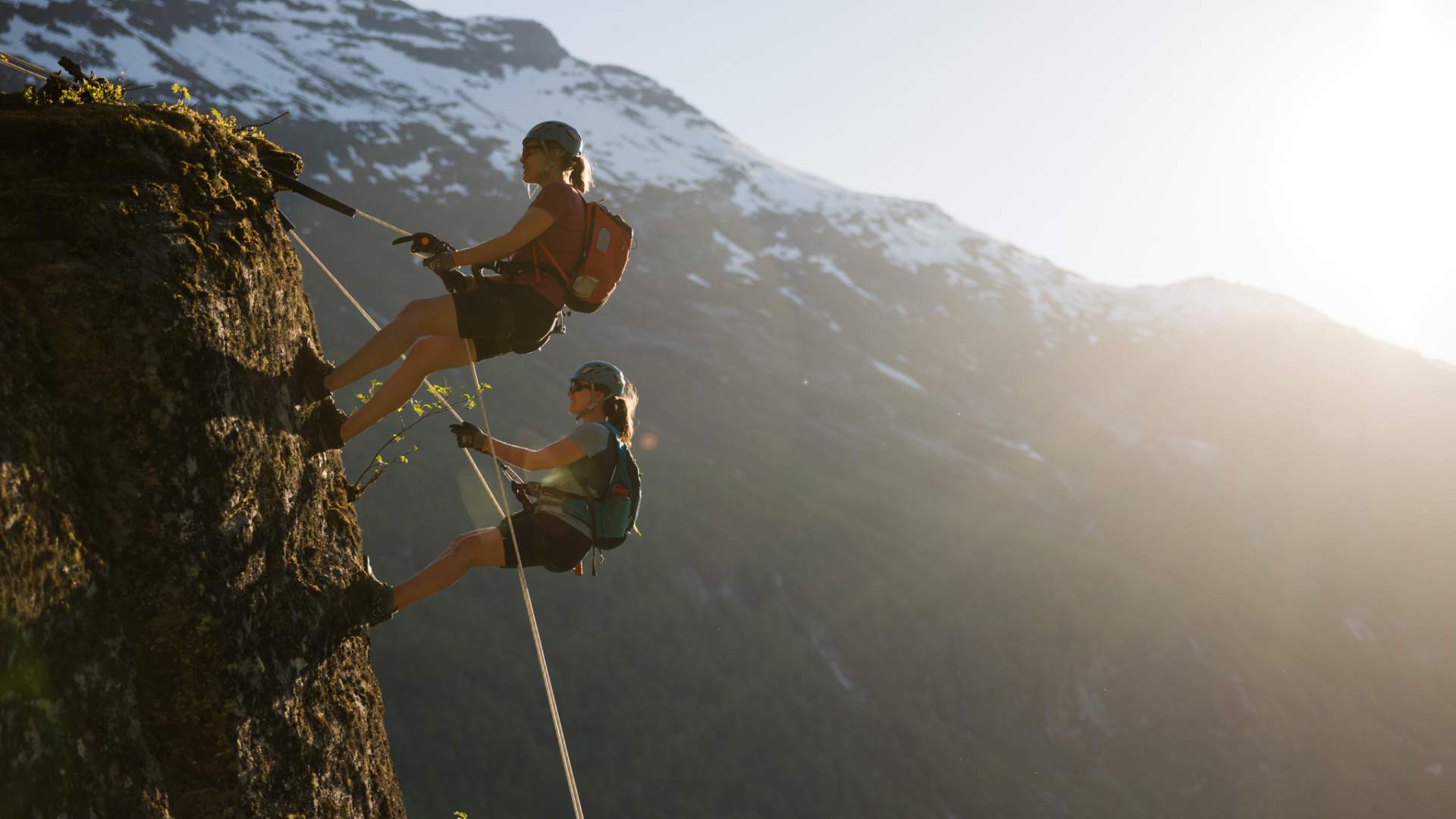 Airy start on rappelling no. 2. This rappelling can be done a little less steep if desired.