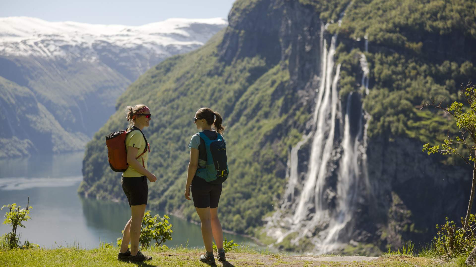 On the way to the destination of the trip, one must stop to enjoy the view