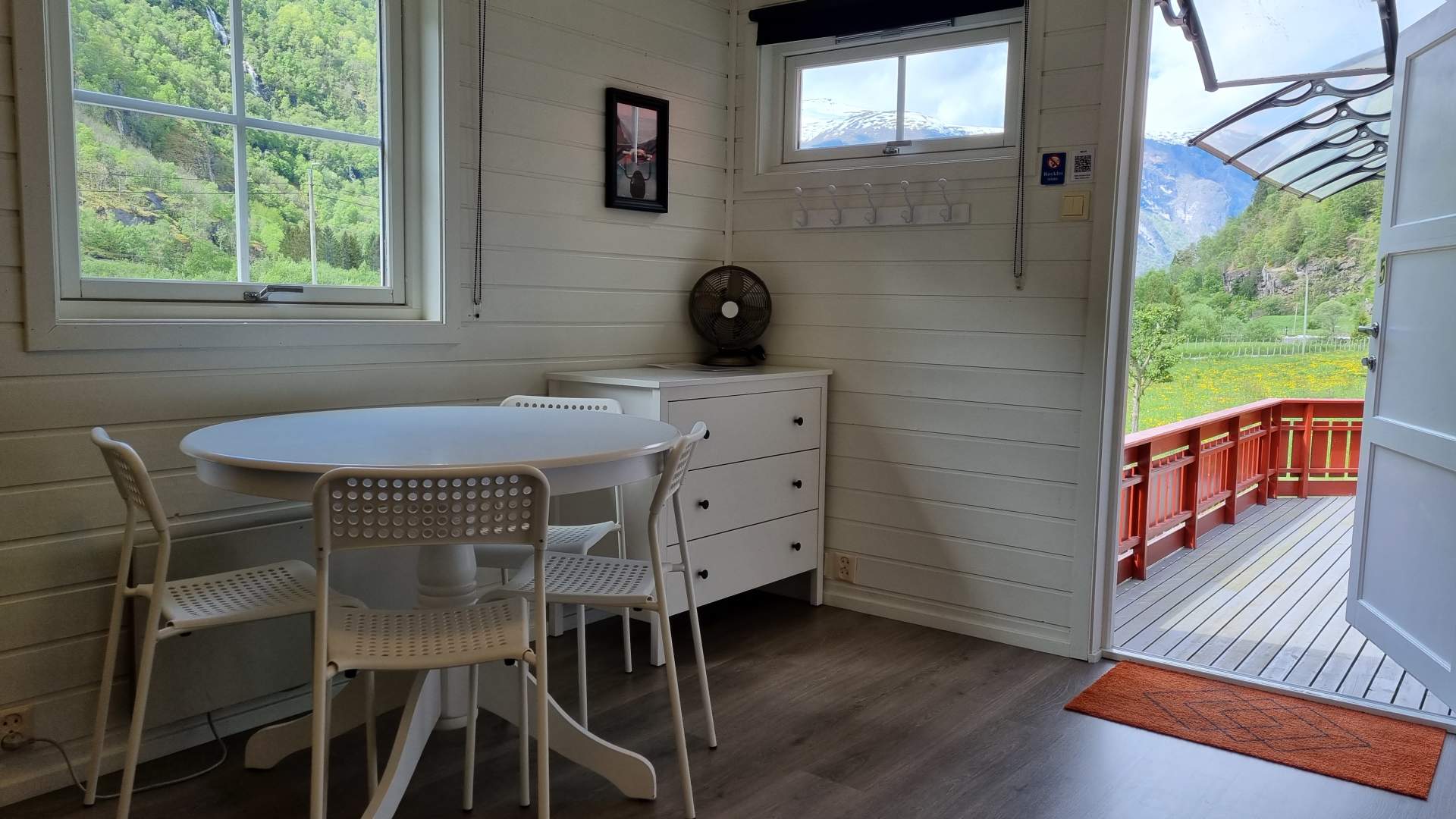 Skahjem Gard, Aurland