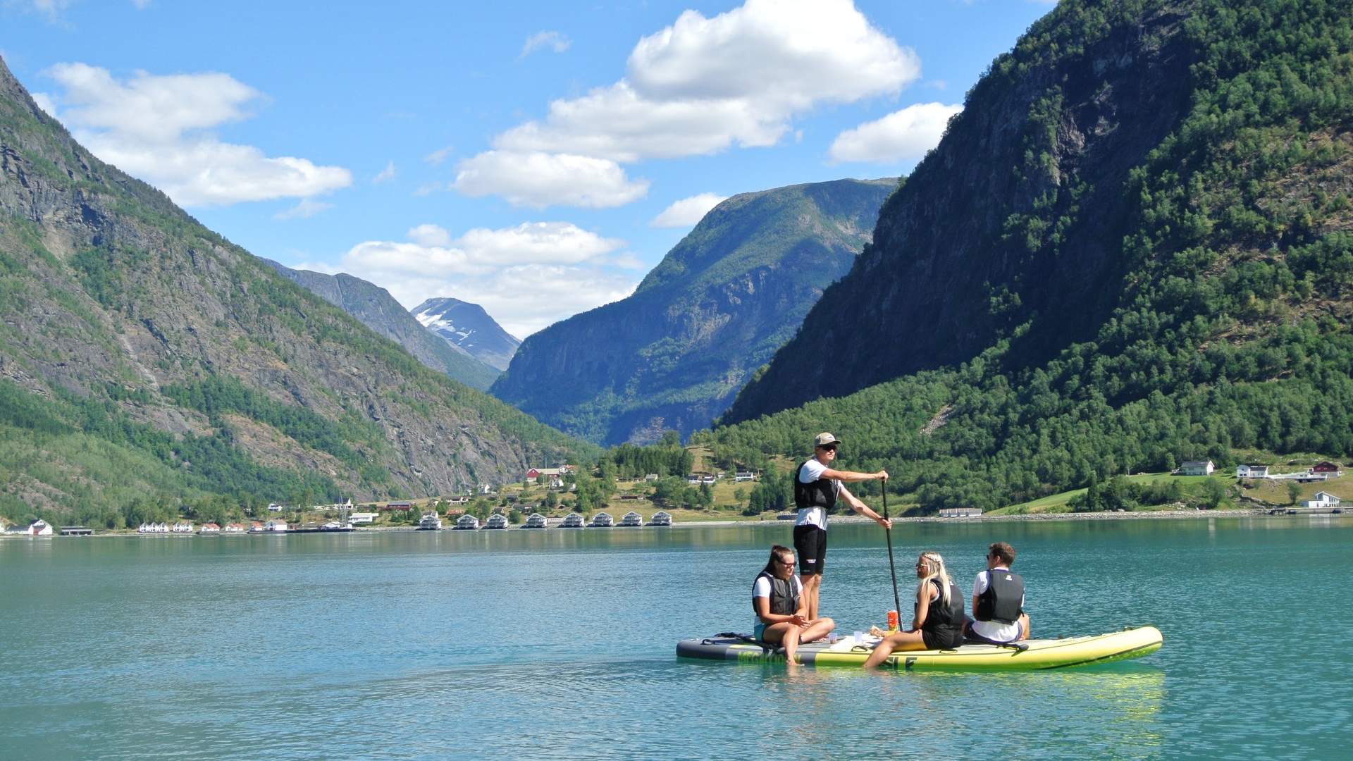 SUP Lustrafjorden