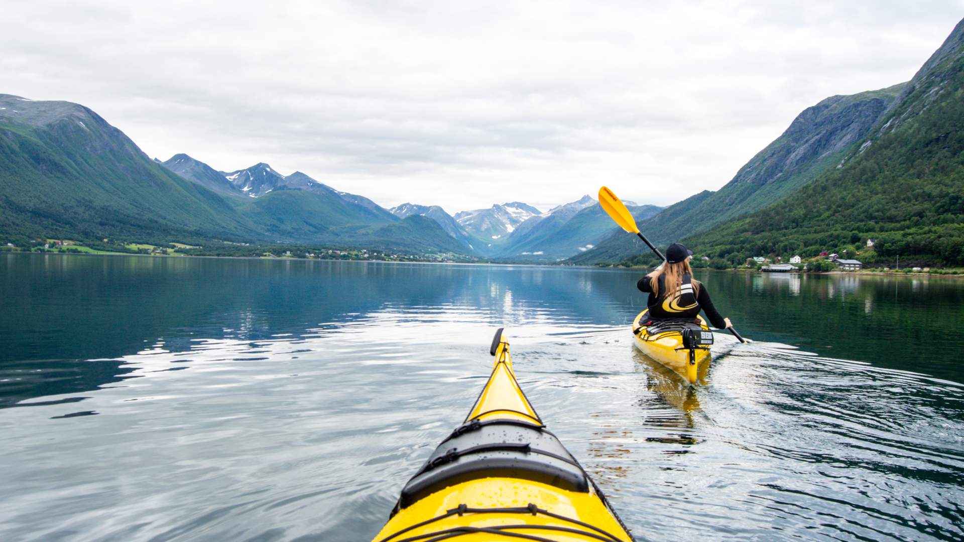 Kajakk på Romsdalsfjorden med Norsk Tindesenter