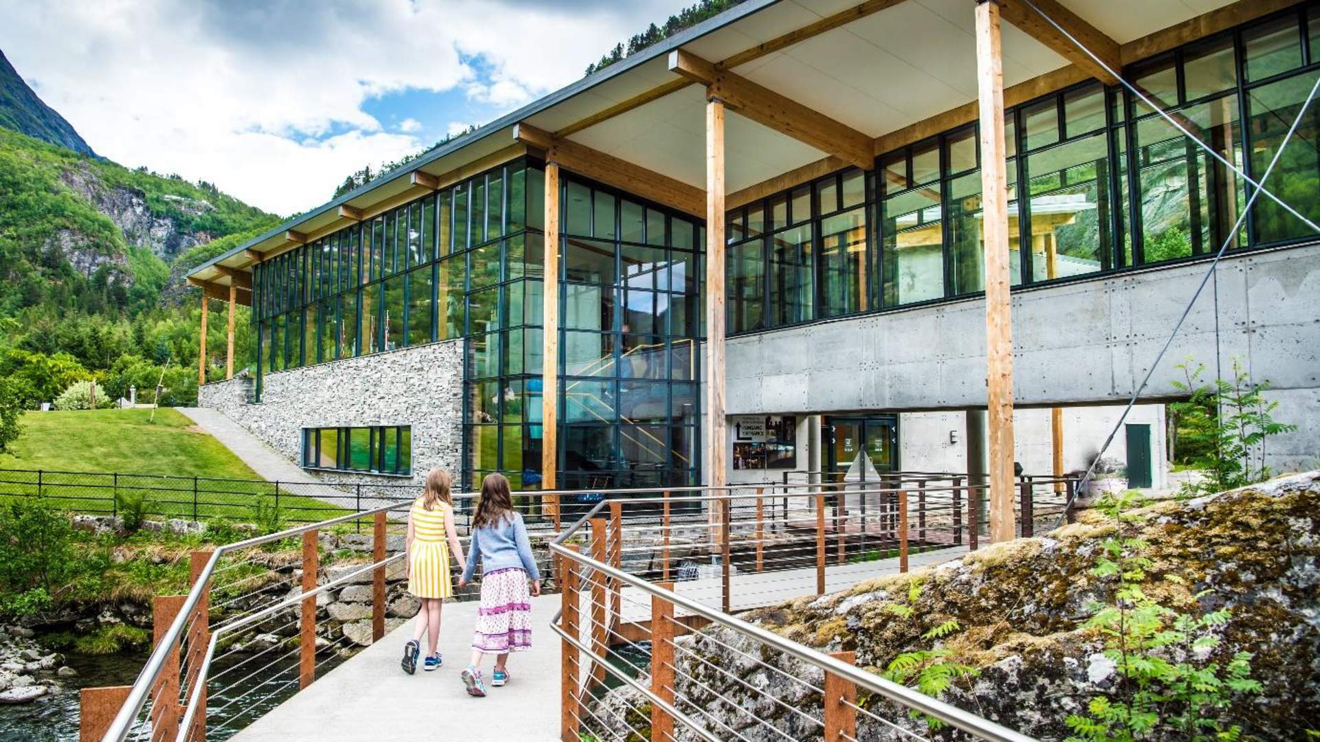 Uteareal ved Norsk Fjordsenter