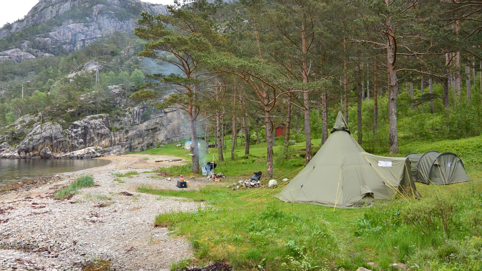Experience the fjords around Jørpeland from Stavanger with Fjord Expedition