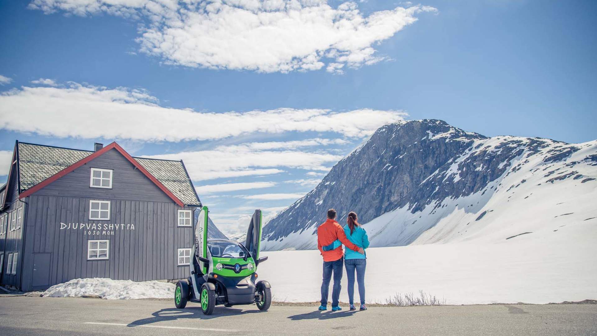 Flott natur ved Djupvasshytta på vei opp til Dalsnibba