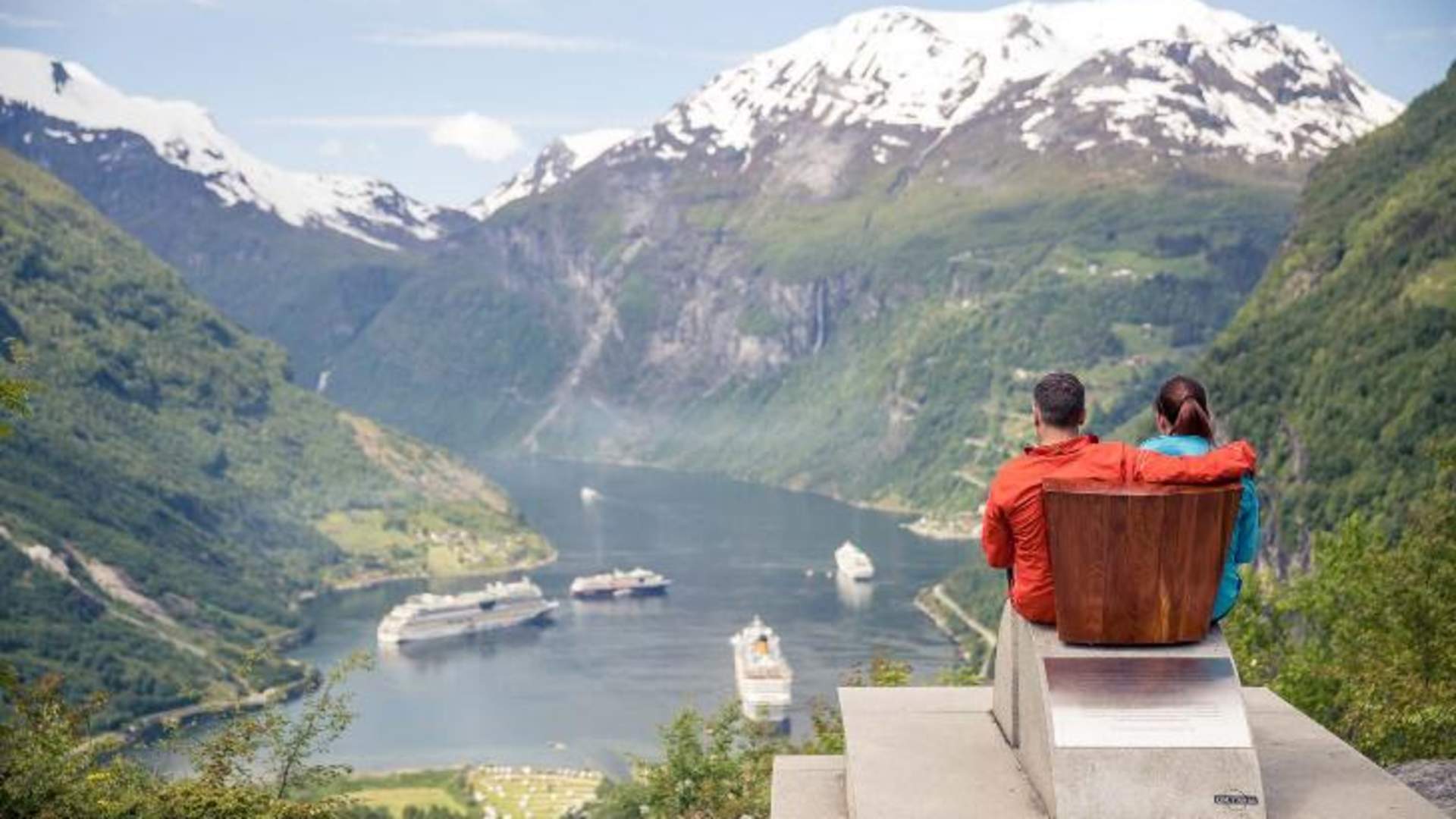 Biltur ved Geirangerfjorden