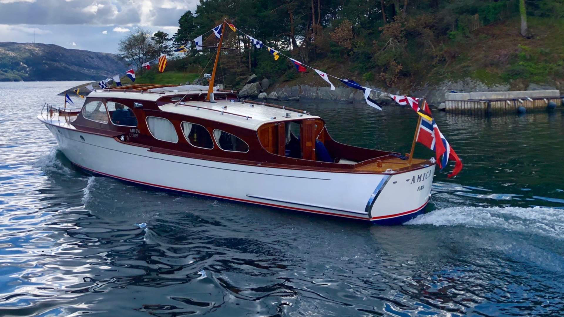 M/Y Amica