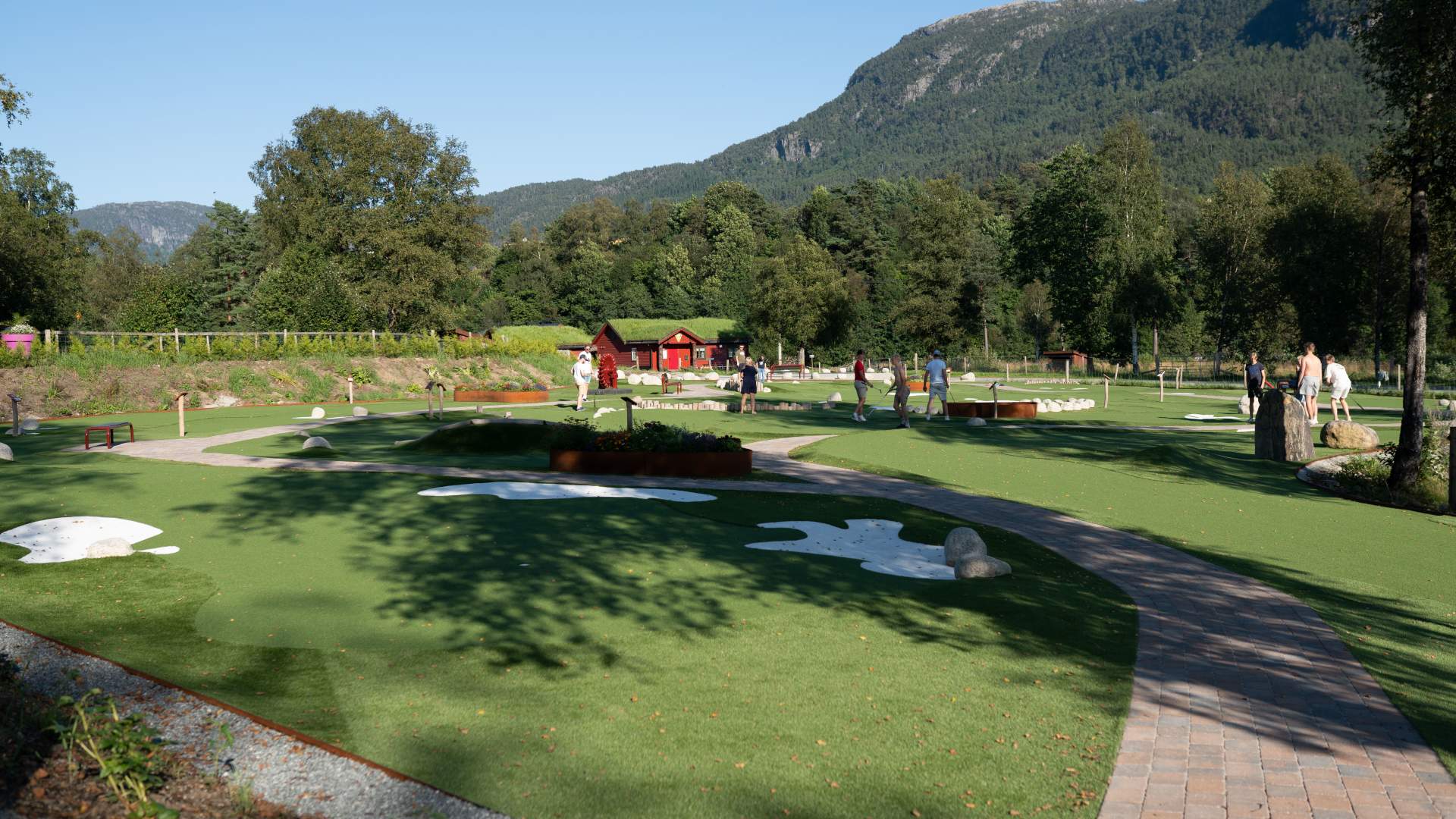 Minigolf und Boccia in Sauda