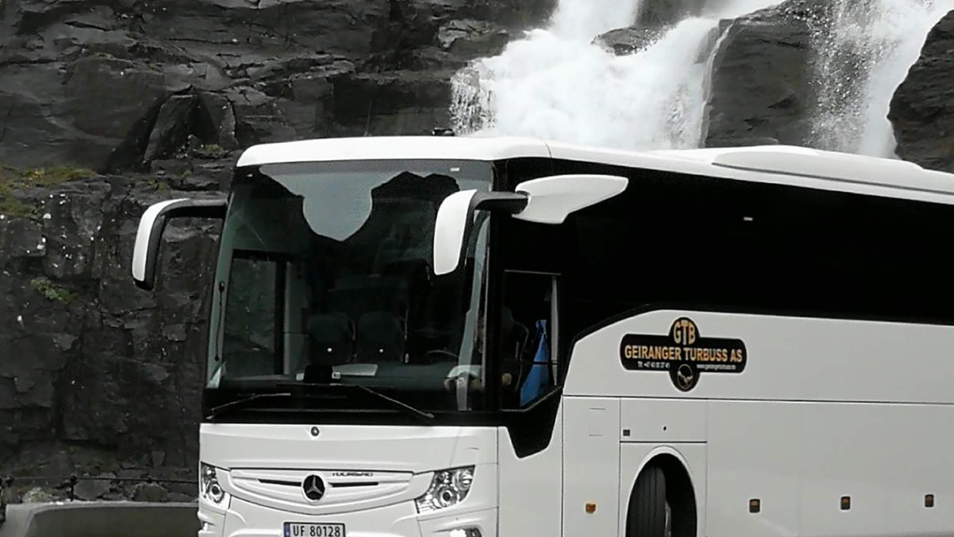 Geiranger Turbuss har komfortable busser når dei er på tur.