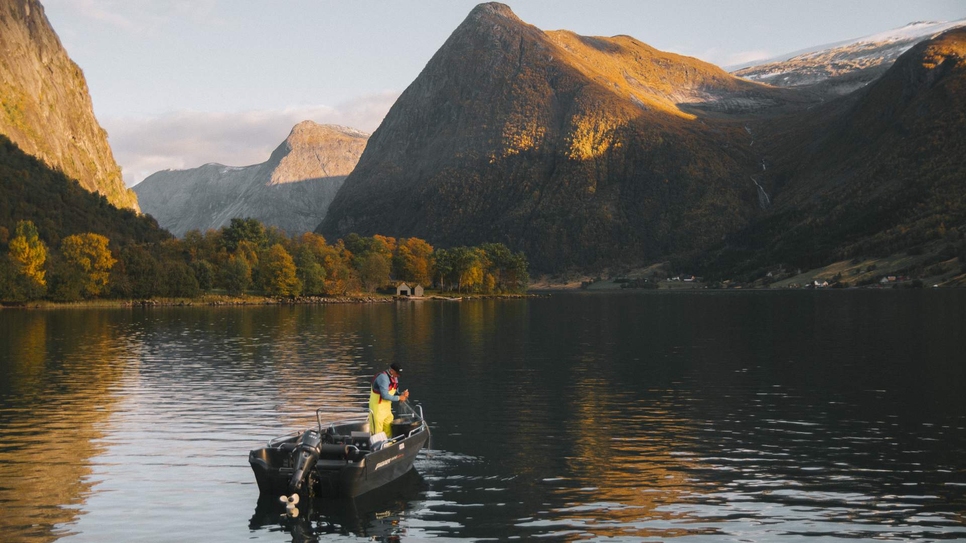 Fiske på Kjøsnesfjorden