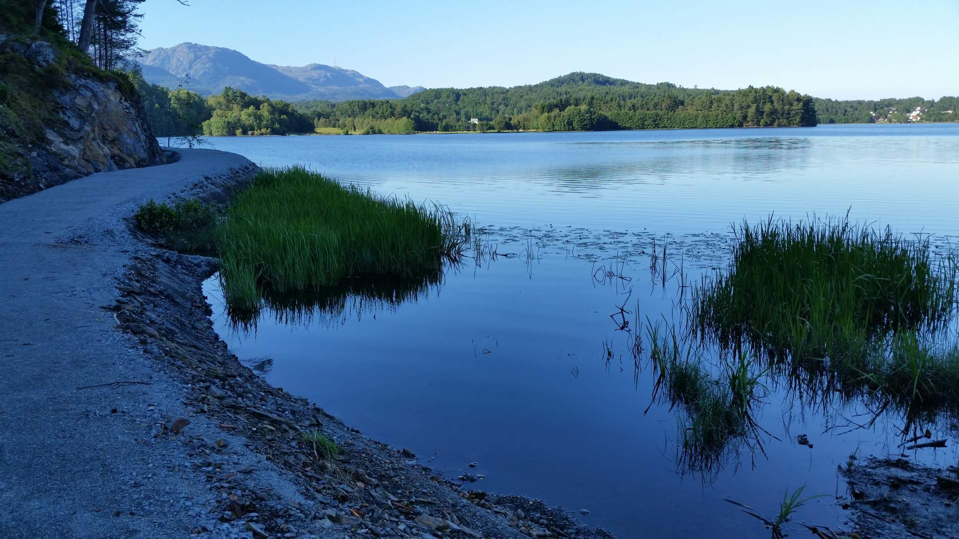 Turveg ved Ådlandsvatnet på Stord