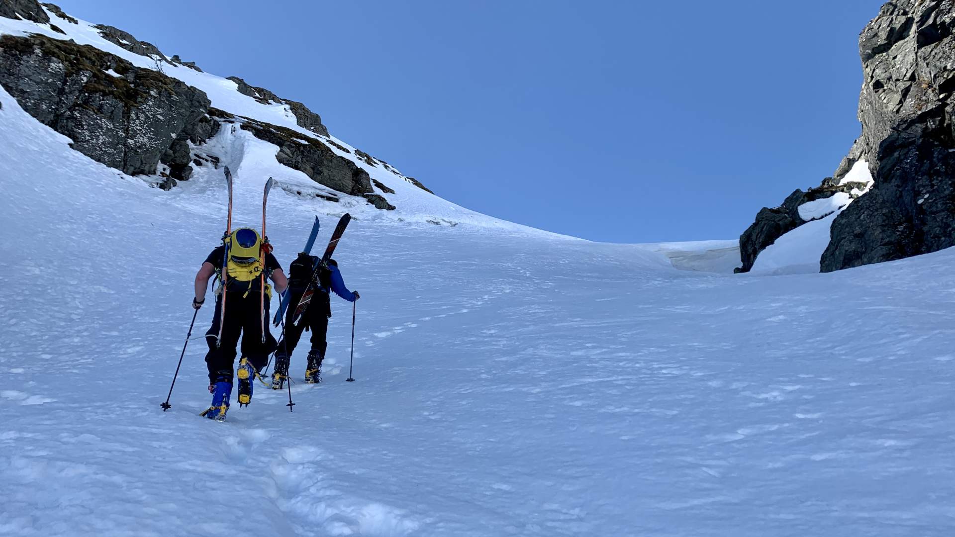 Topptur på ski i Sunnmørsalpane