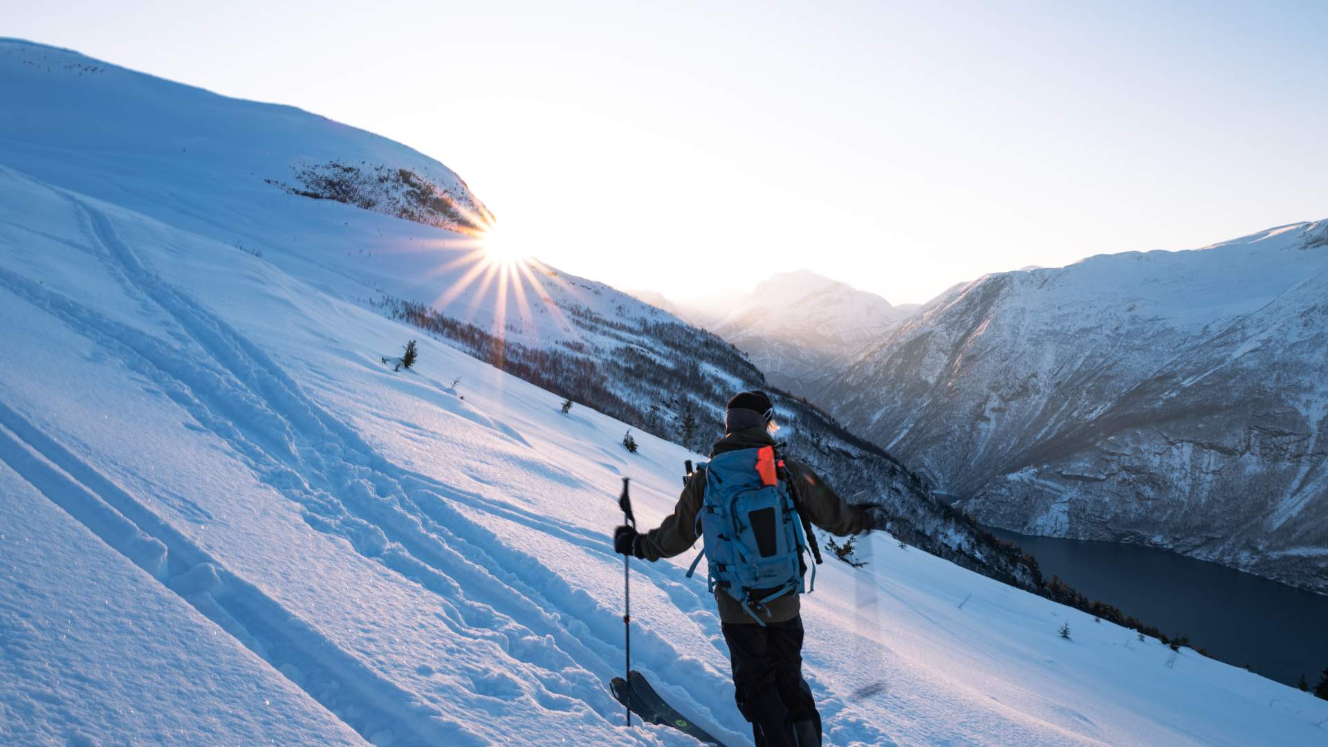Topptur på ski i Sunnmørsalpane