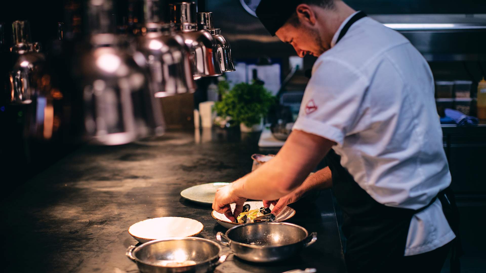 Tilberedning av mat på Stord Hotell