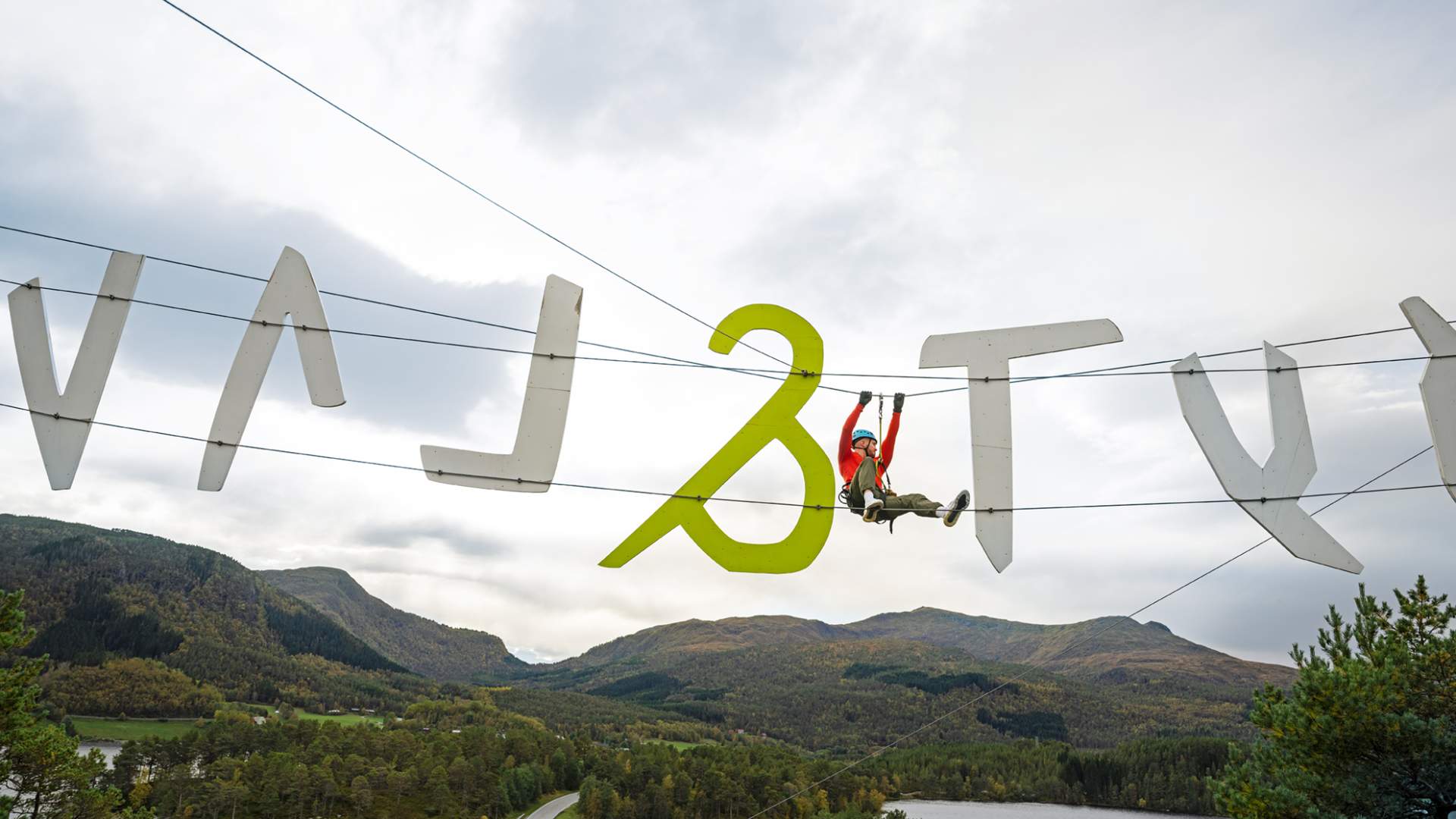 Høyt & Lavt Climbing Park Valsøya