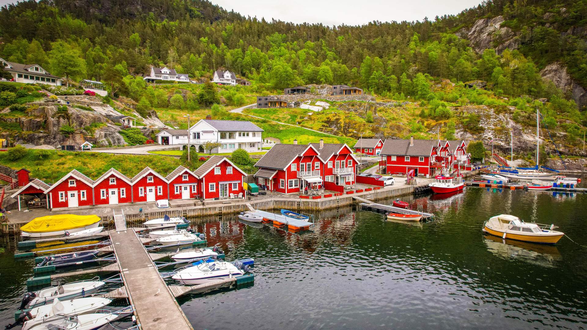 Solvåg Fjordferie, Fister