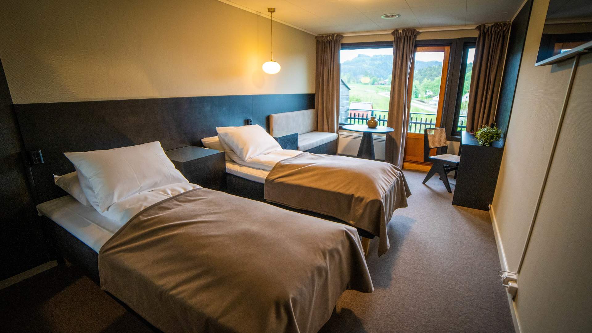 Jelsa Hotell at Jelsa