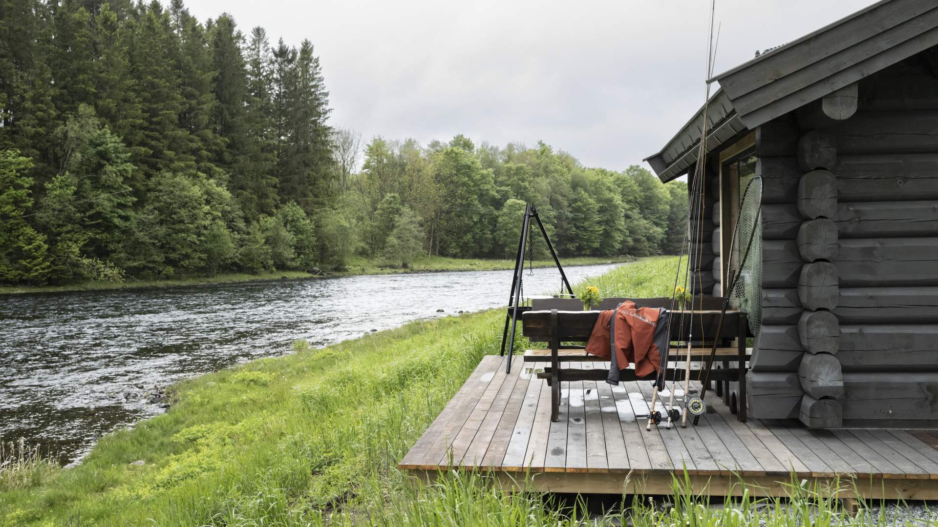 Guidet laks- og ørretfiske i Suldalslågen på Sand