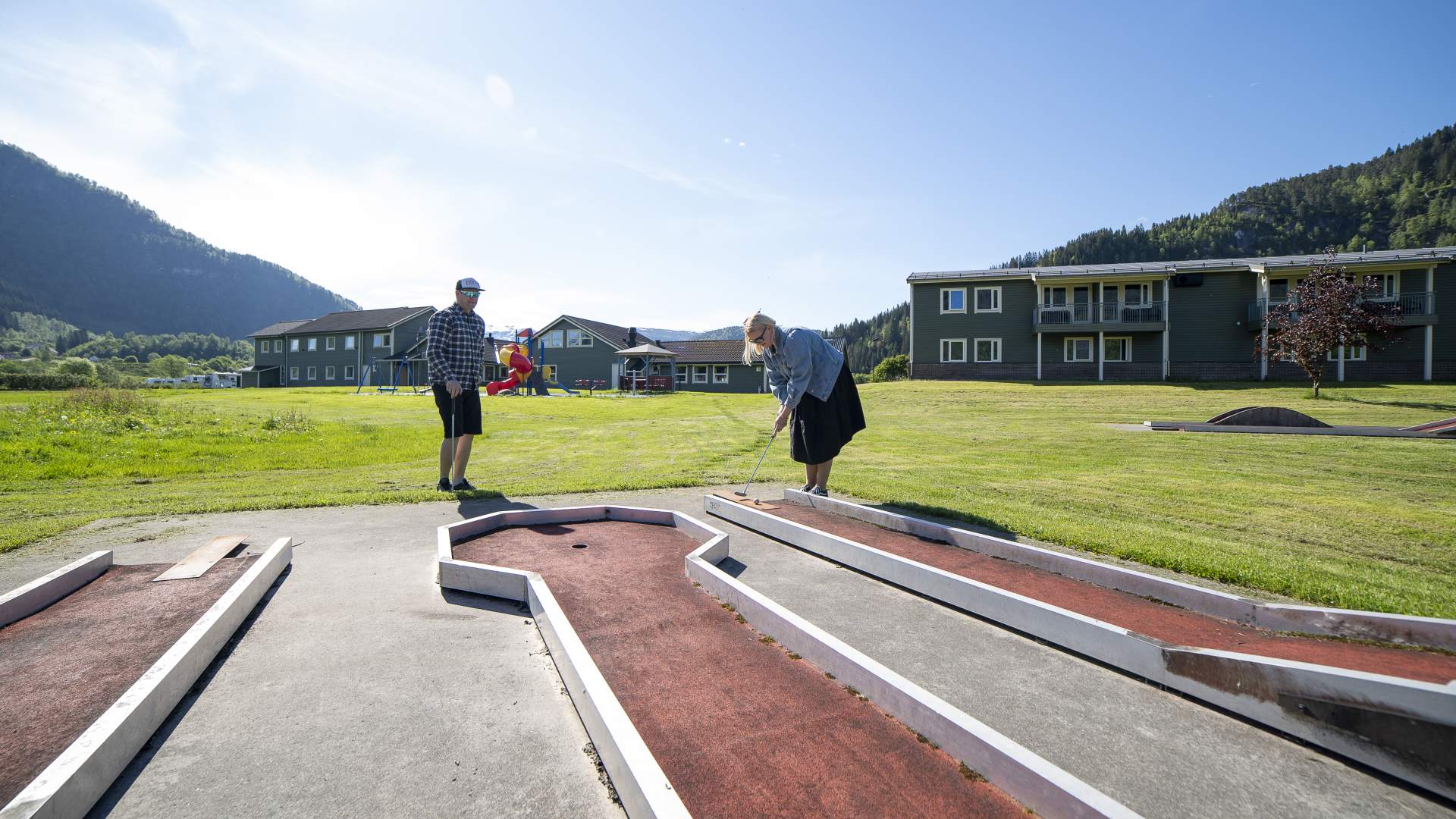 Førde Guesthouse & Camping