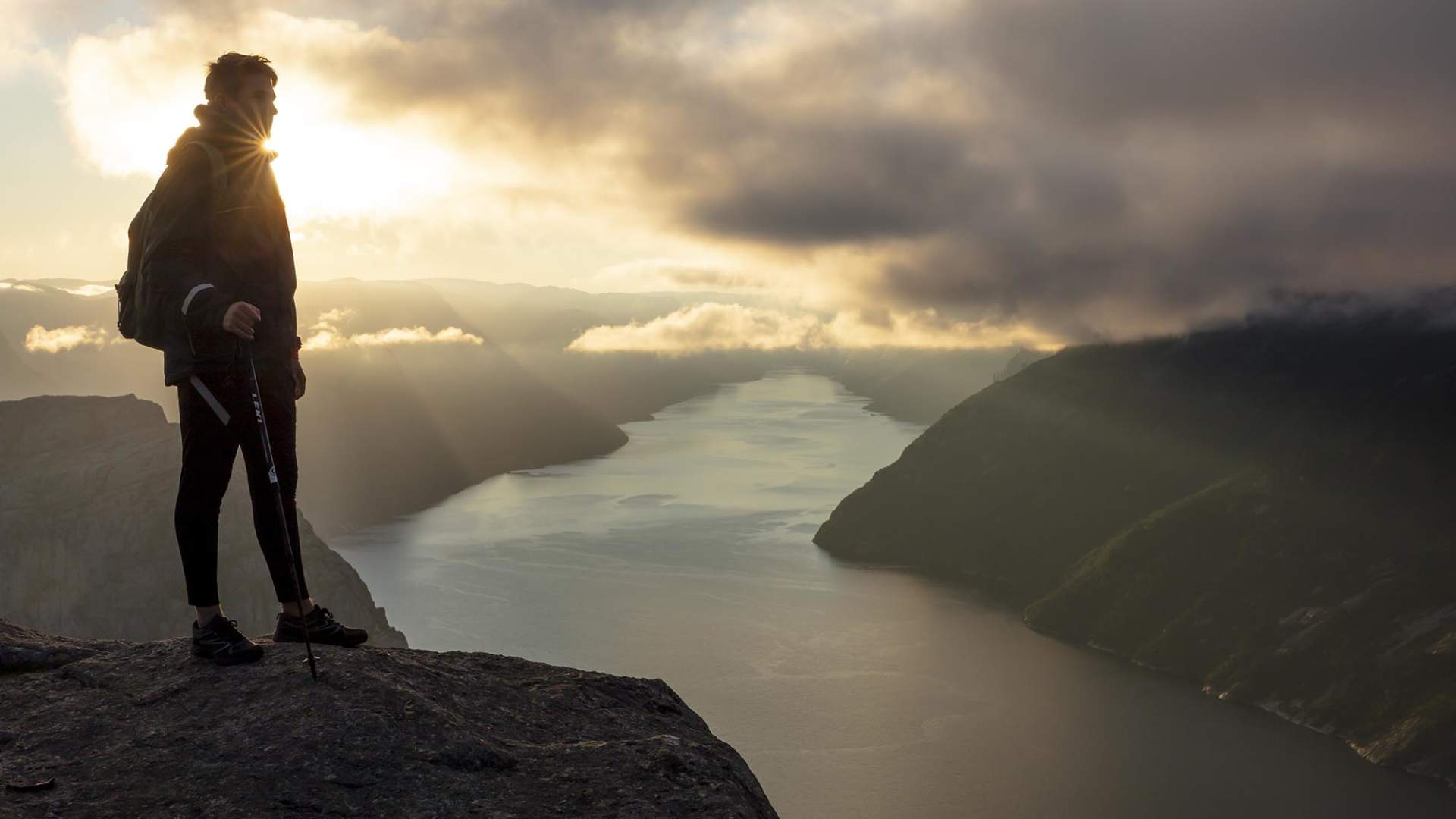 Geführte Sonnenaufgangs-Wanderung zum Preikestolen mit Explore Lysefjorden